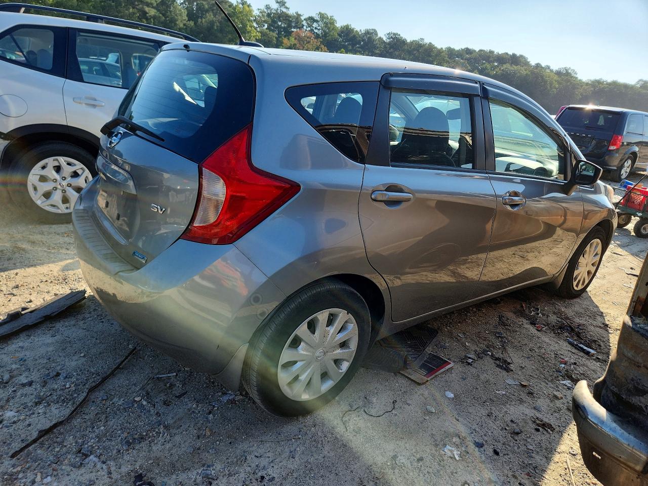 2015 Nissan Versa Note Sv Silver vin: 3N1CE2CP0FL416454