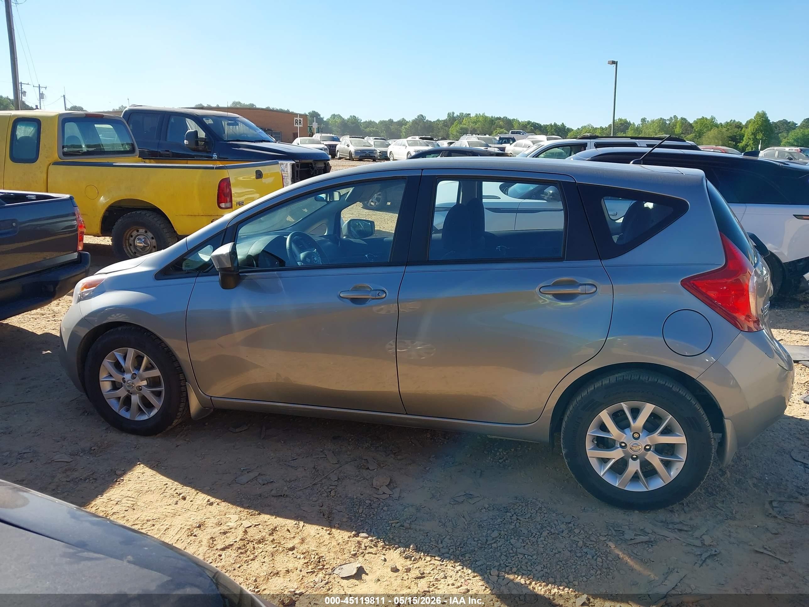 2015 Nissan Versa Note Sv Gray vin: 3N1CE2CP0FL420147