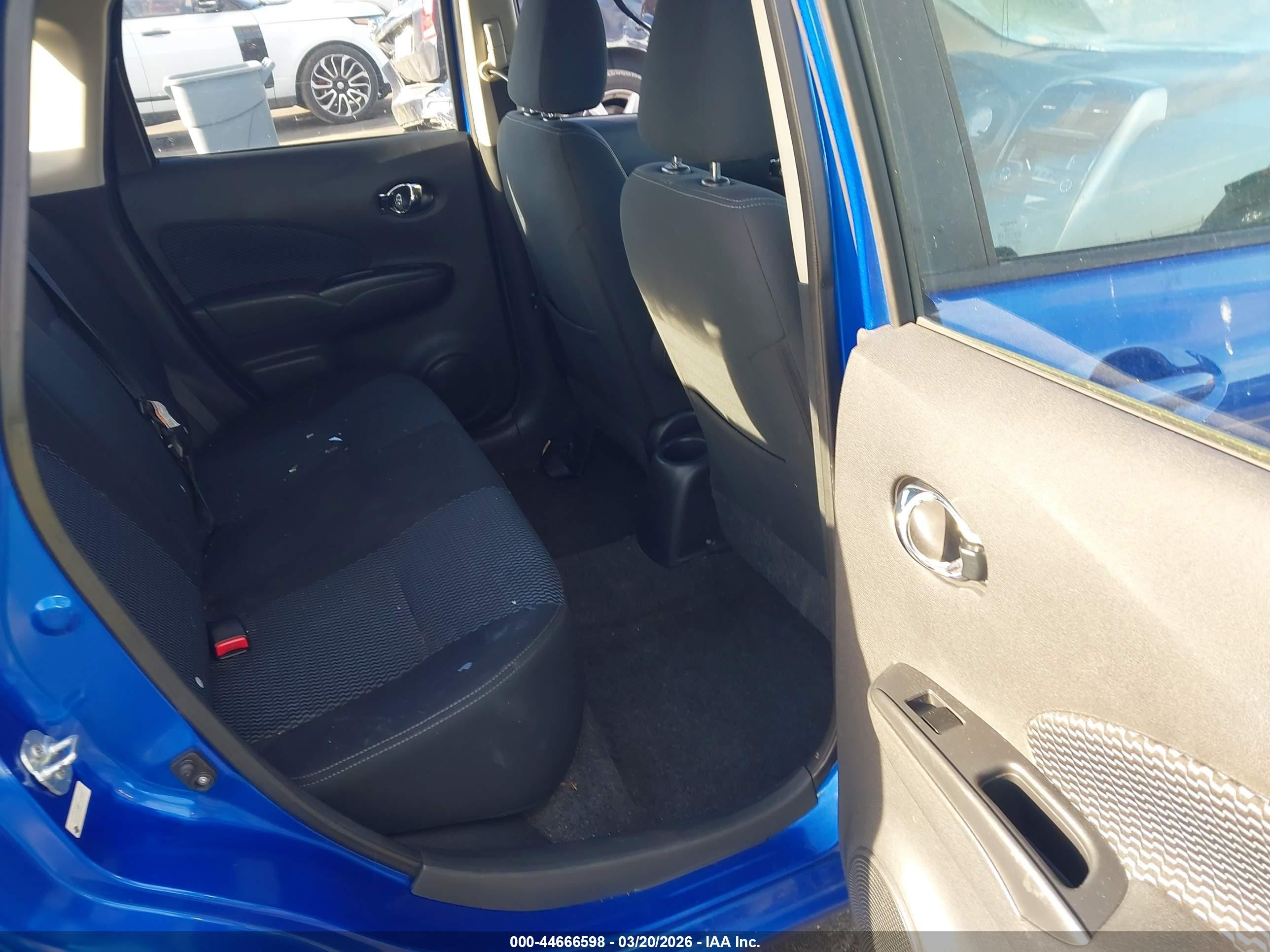 2015 Nissan Versa Note S (sr)/s Plus/sl/sr/sv Blue vin: 3N1CE2CP0FL426417