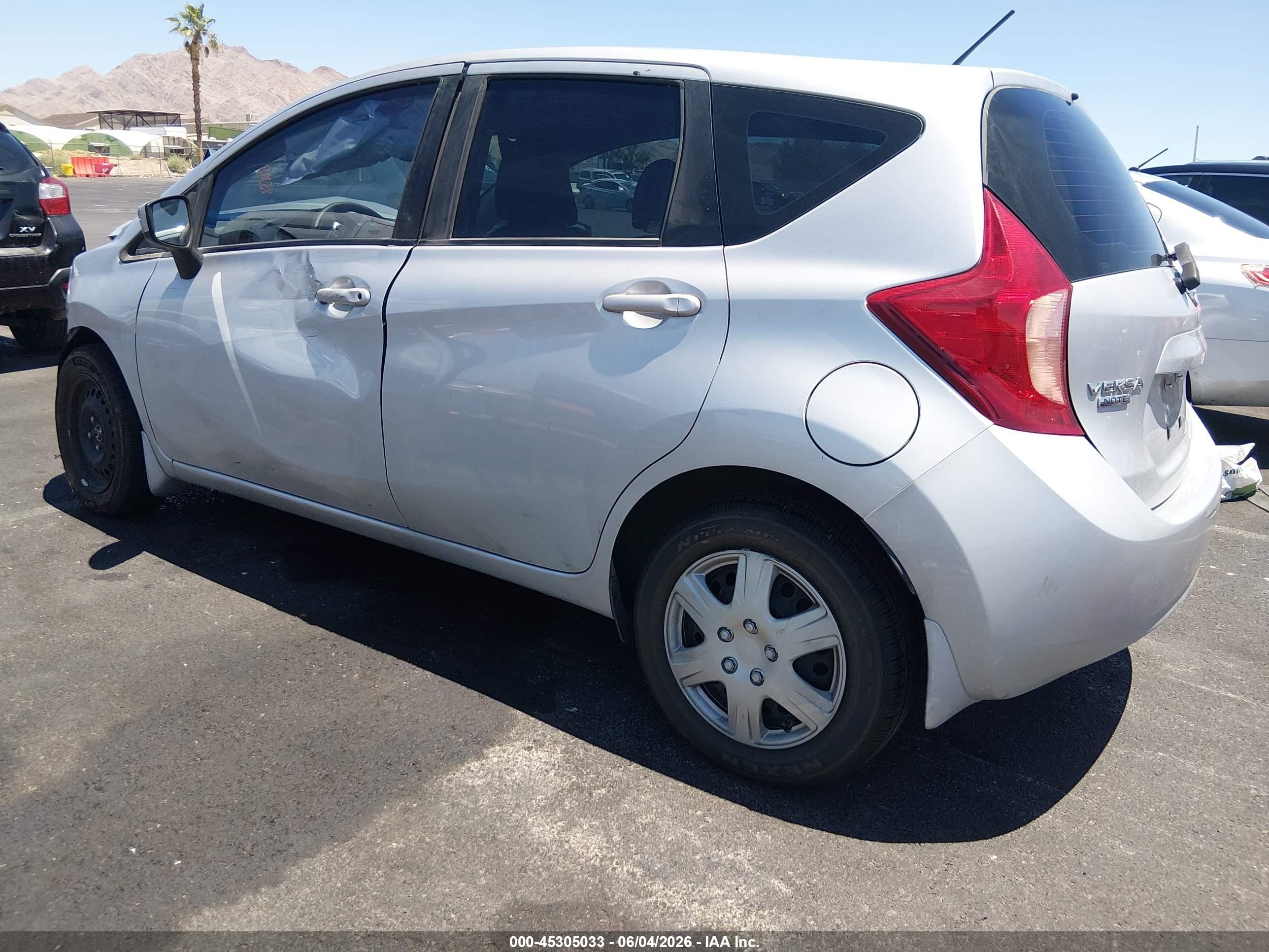 2015 Nissan Versa Note Sv Silver vin: 3N1CE2CP0FL445596