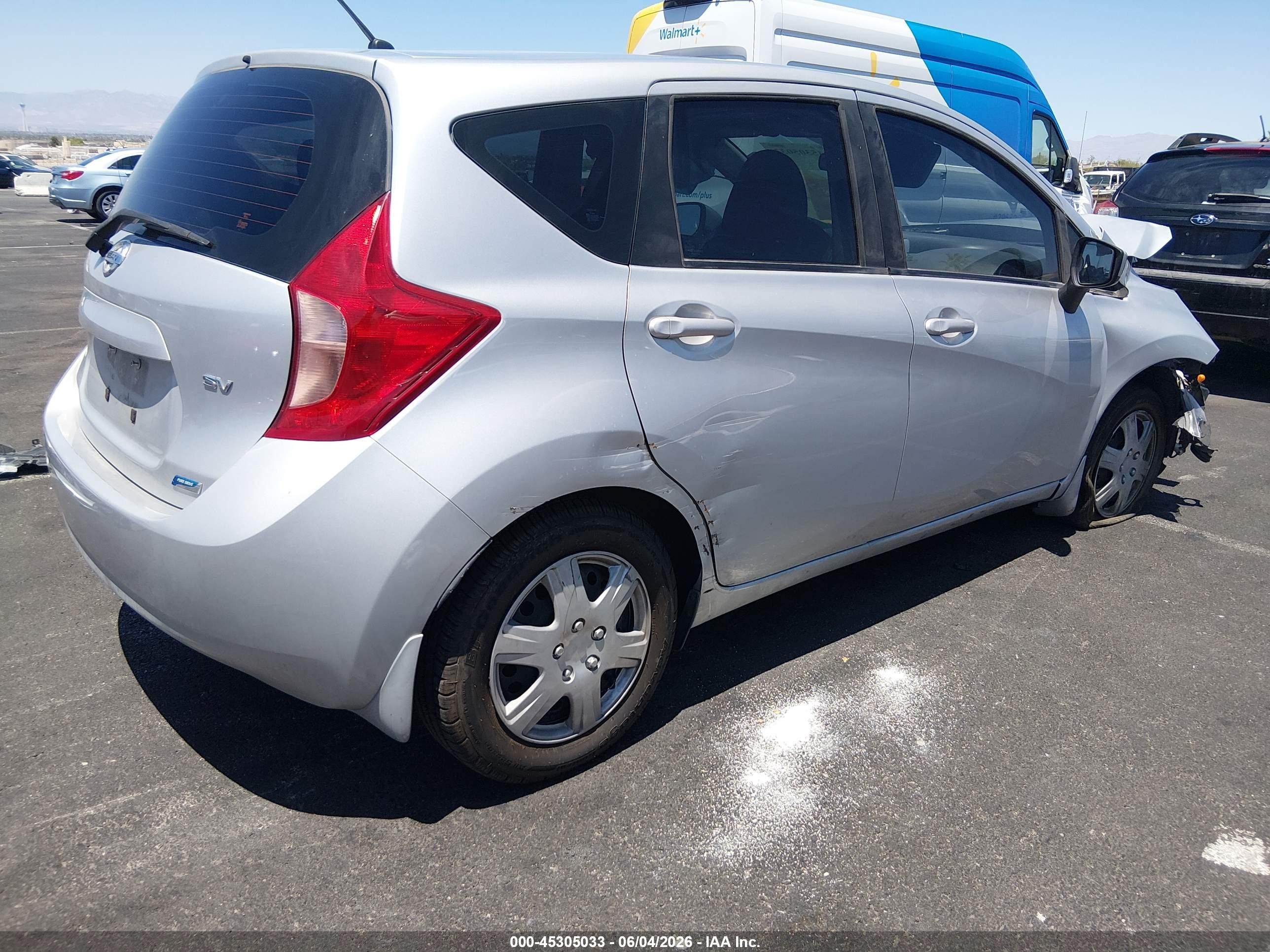2015 Nissan Versa Note Sv Silver vin: 3N1CE2CP0FL445596