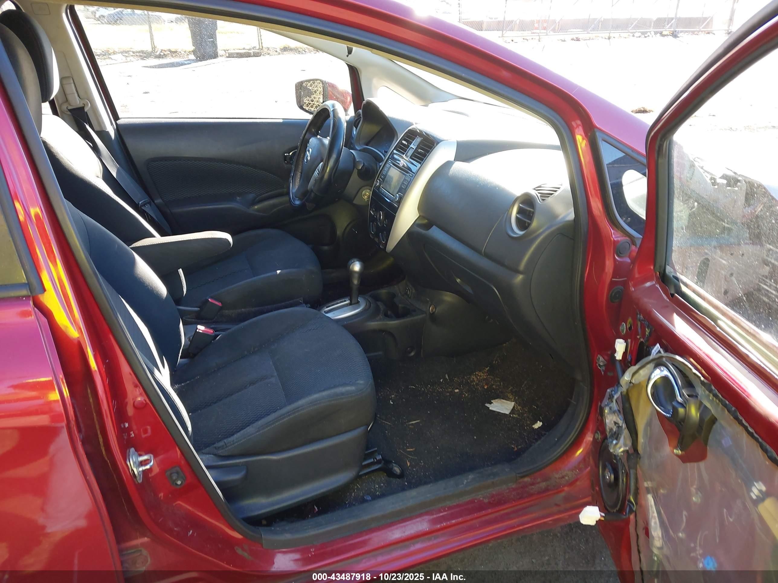 2018 Nissan Versa Note Sv Red vin: 3N1CE2CP0JL352876