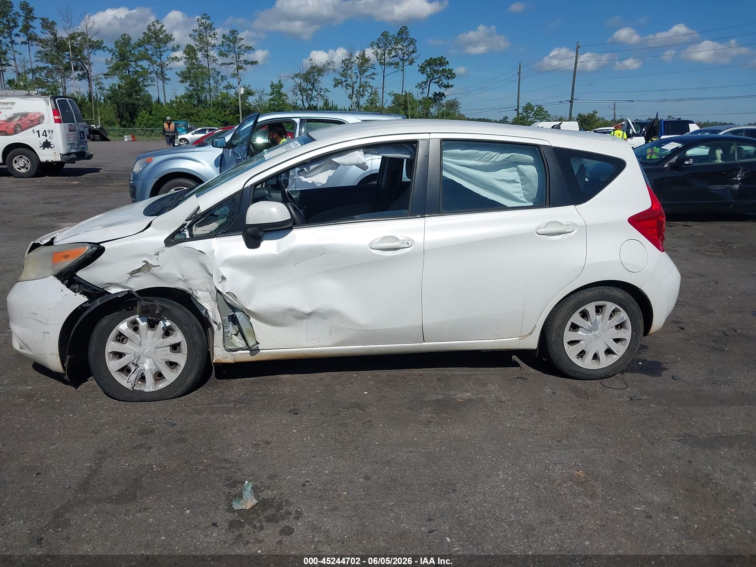 2014 Nissan Versa Note Sv White vin: 3N1CE2CP1EL351600