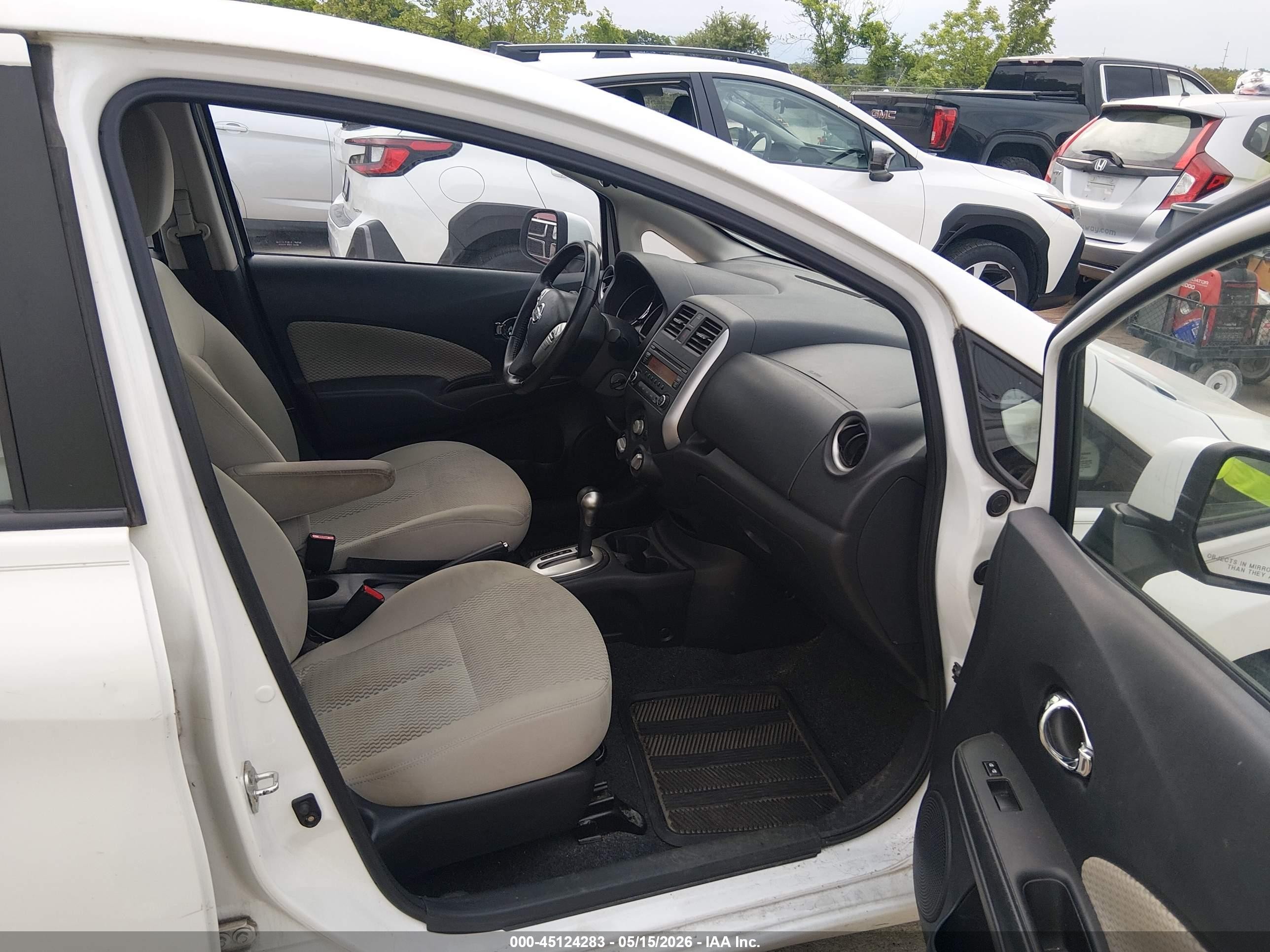 2014 Nissan Versa Note Sv White vin: 3N1CE2CP1EL353153