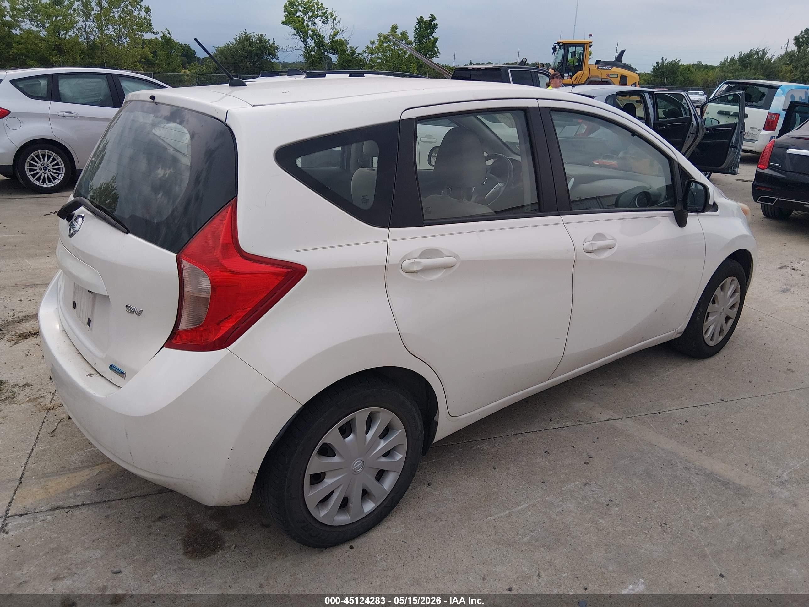2014 Nissan Versa Note Sv White vin: 3N1CE2CP1EL353153
