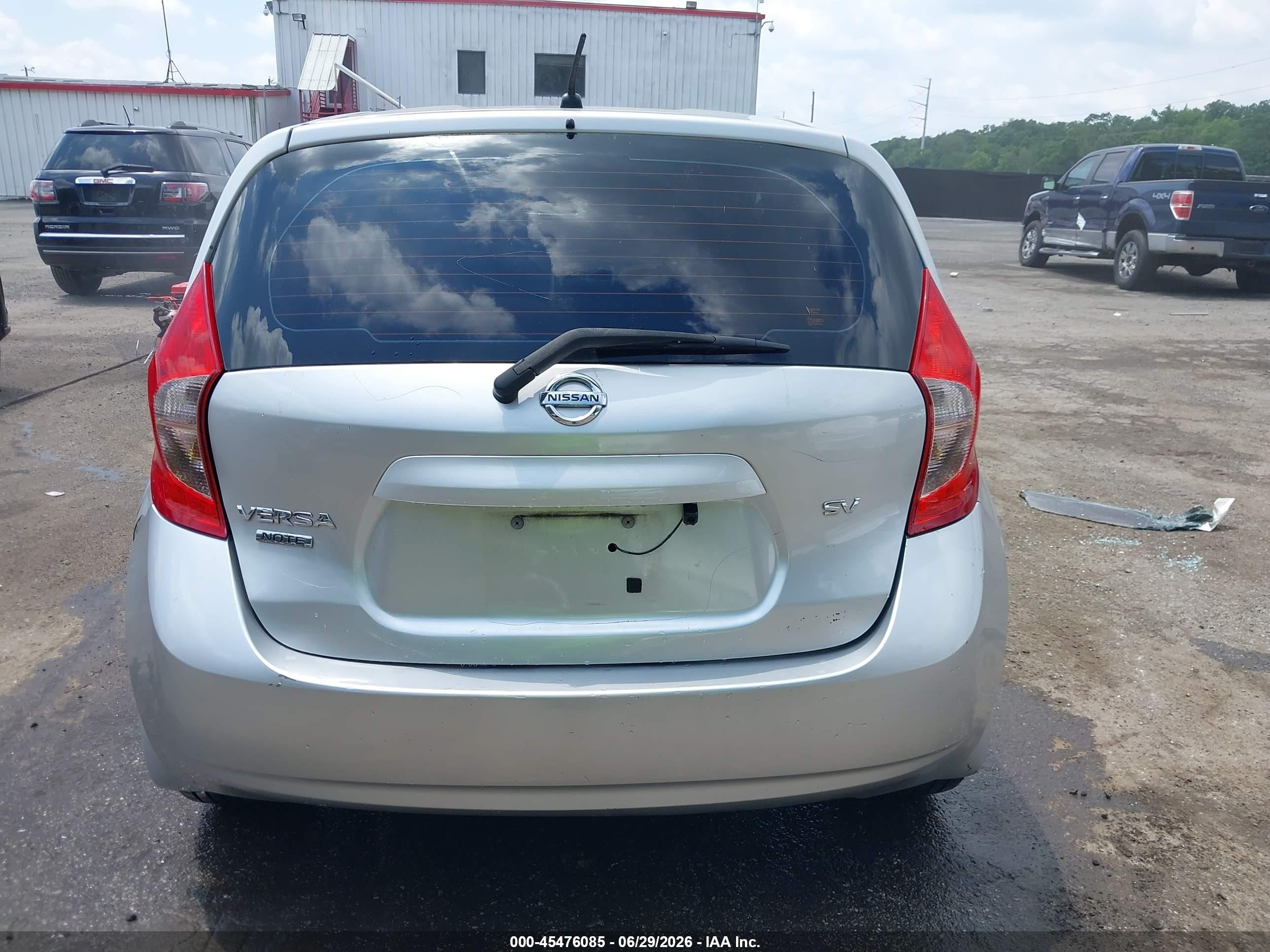2014 Nissan Versa Note Sv Silver vin: 3N1CE2CP1EL359227