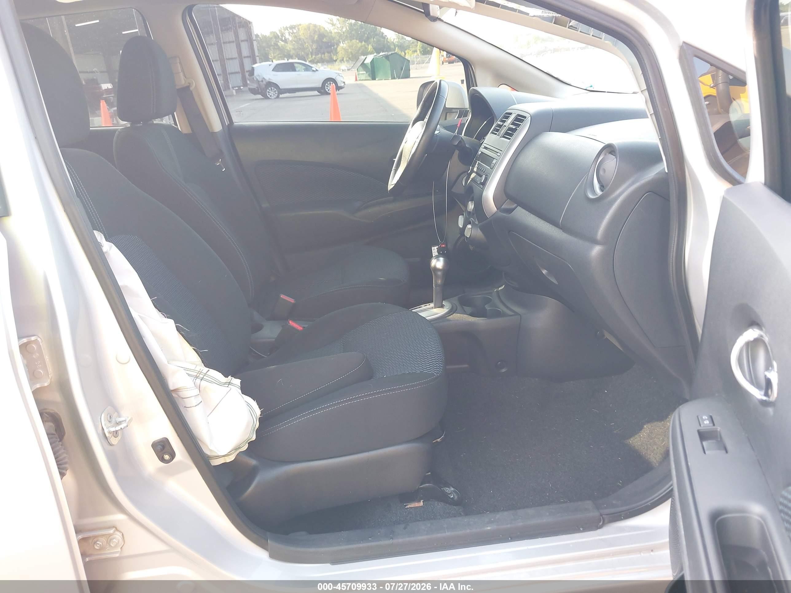2014 Nissan Versa Note Sv Silver vin: 3N1CE2CP1EL371796