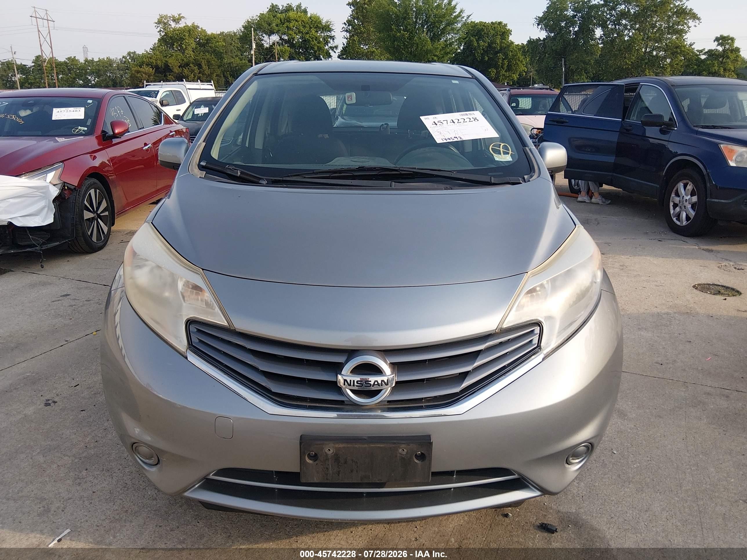2014 Nissan Versa Note S Plus Beige vin: 3N1CE2CP1EL389747