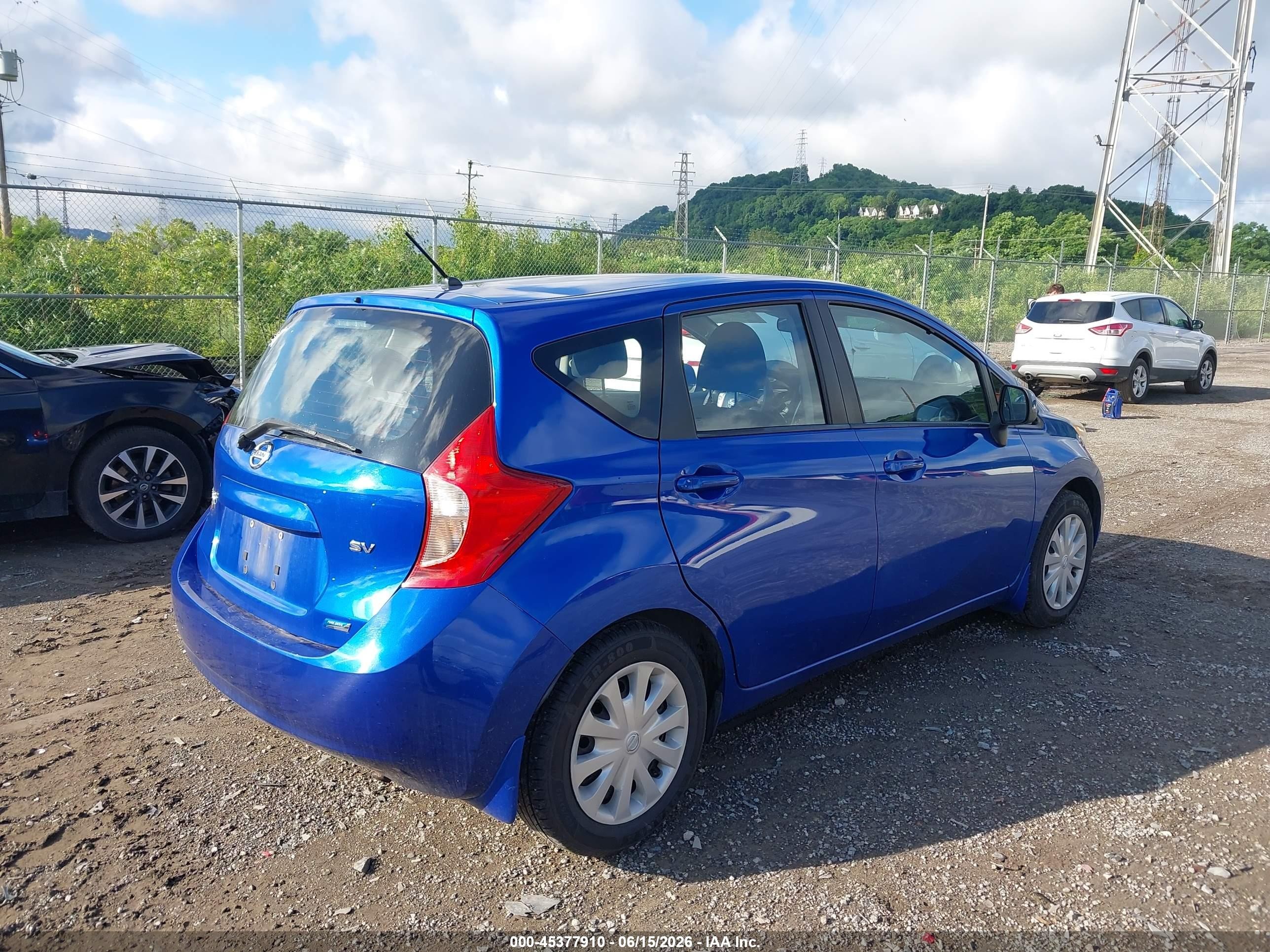 2014 Nissan Versa Note S (sr)/s Plus/sv Blue vin: 3N1CE2CP1EL407857