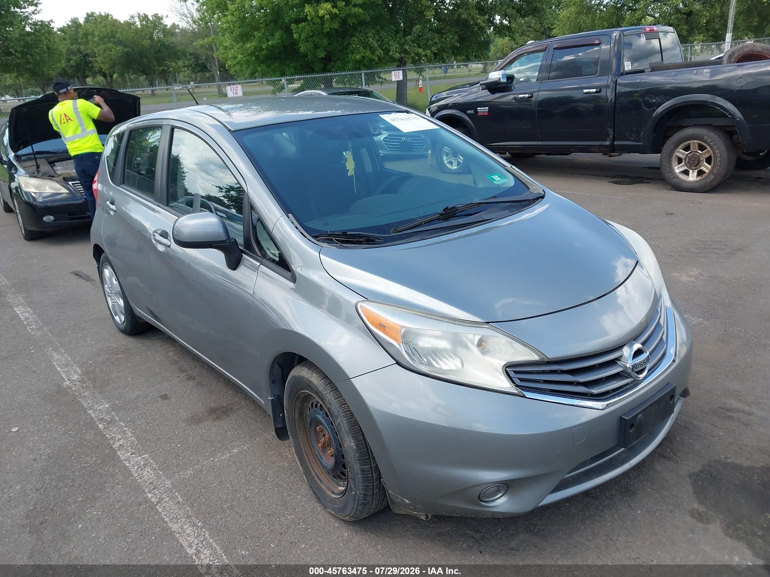 2014 Nissan Versa Note S Plus Silver vin: 3N1CE2CP1EL414033