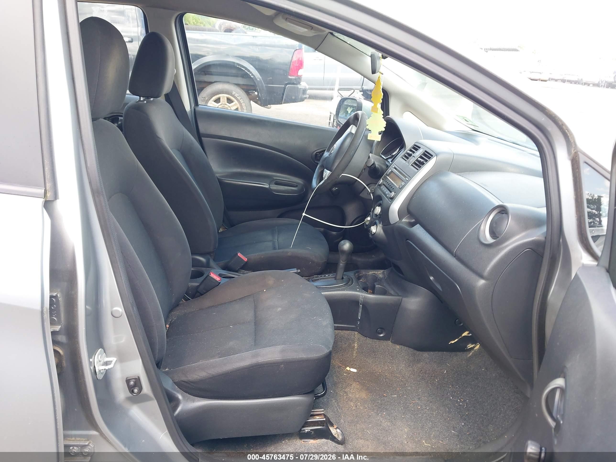 2014 Nissan Versa Note S Plus Silver vin: 3N1CE2CP1EL414033