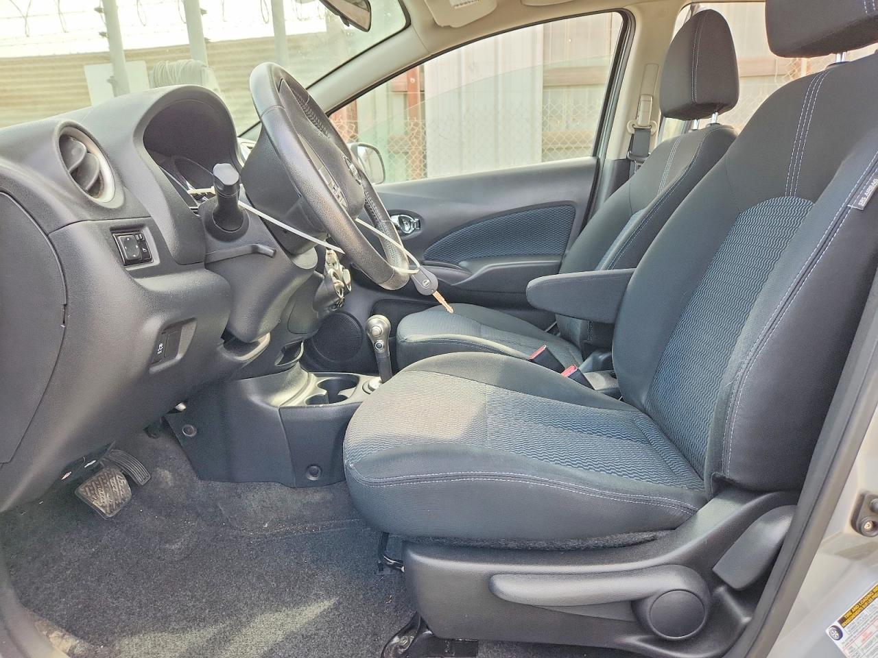 2014 Nissan Versa Note Sv Gray vin: 3N1CE2CP1EL429051