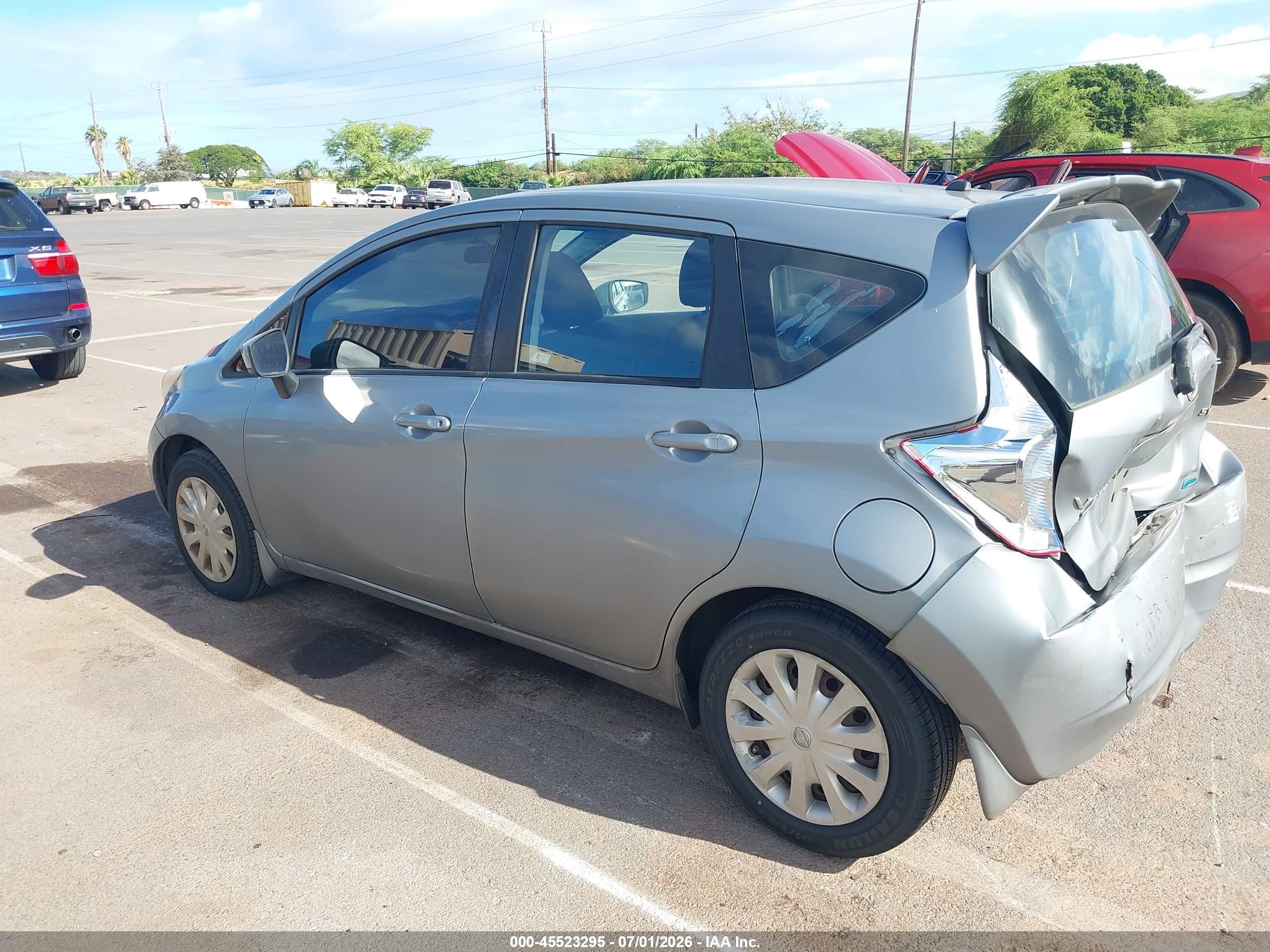 2015 Nissan Versa Note Sv Gray vin: 3N1CE2CP1FL350836