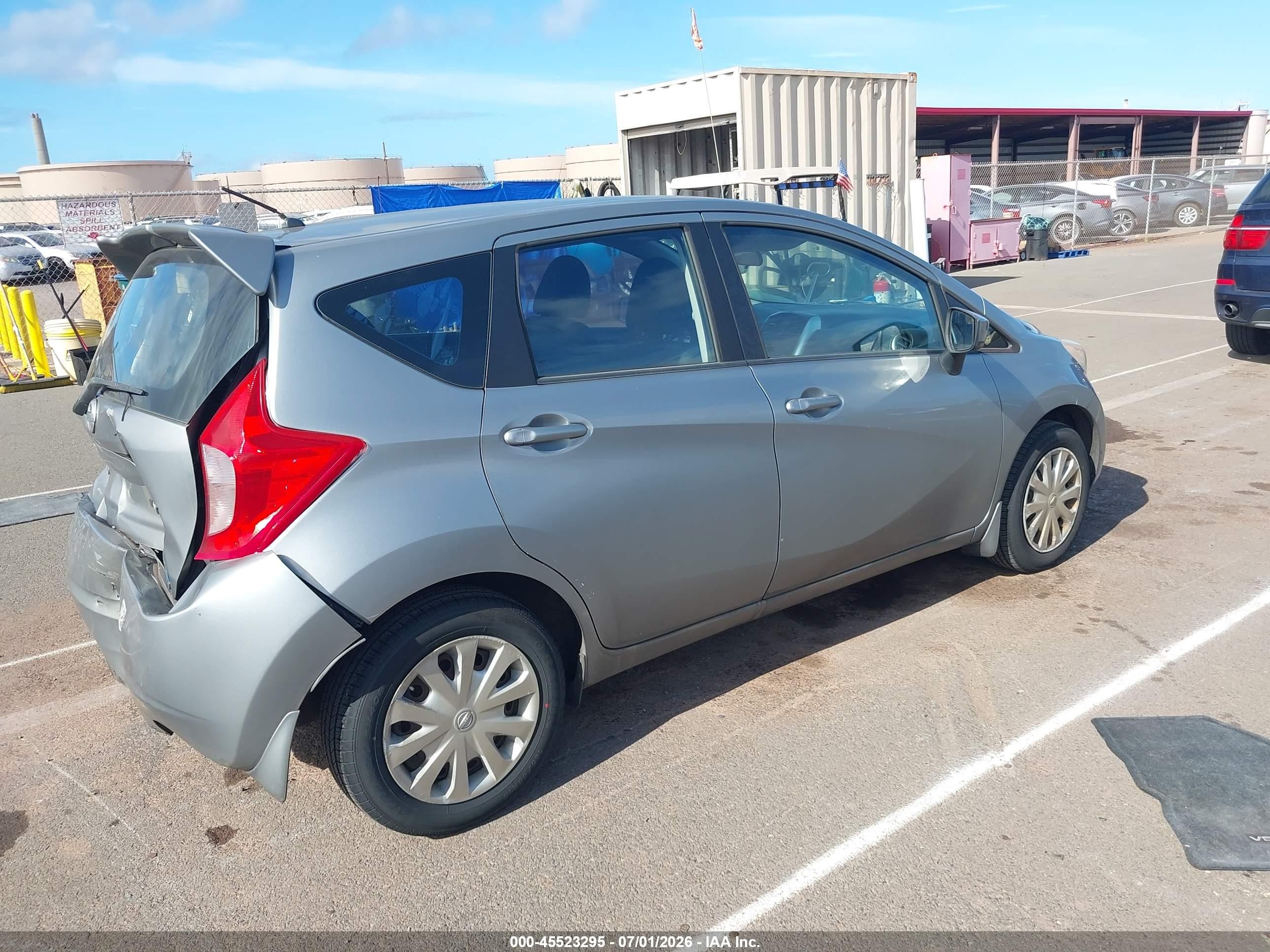 2015 Nissan Versa Note Sv Gray vin: 3N1CE2CP1FL350836