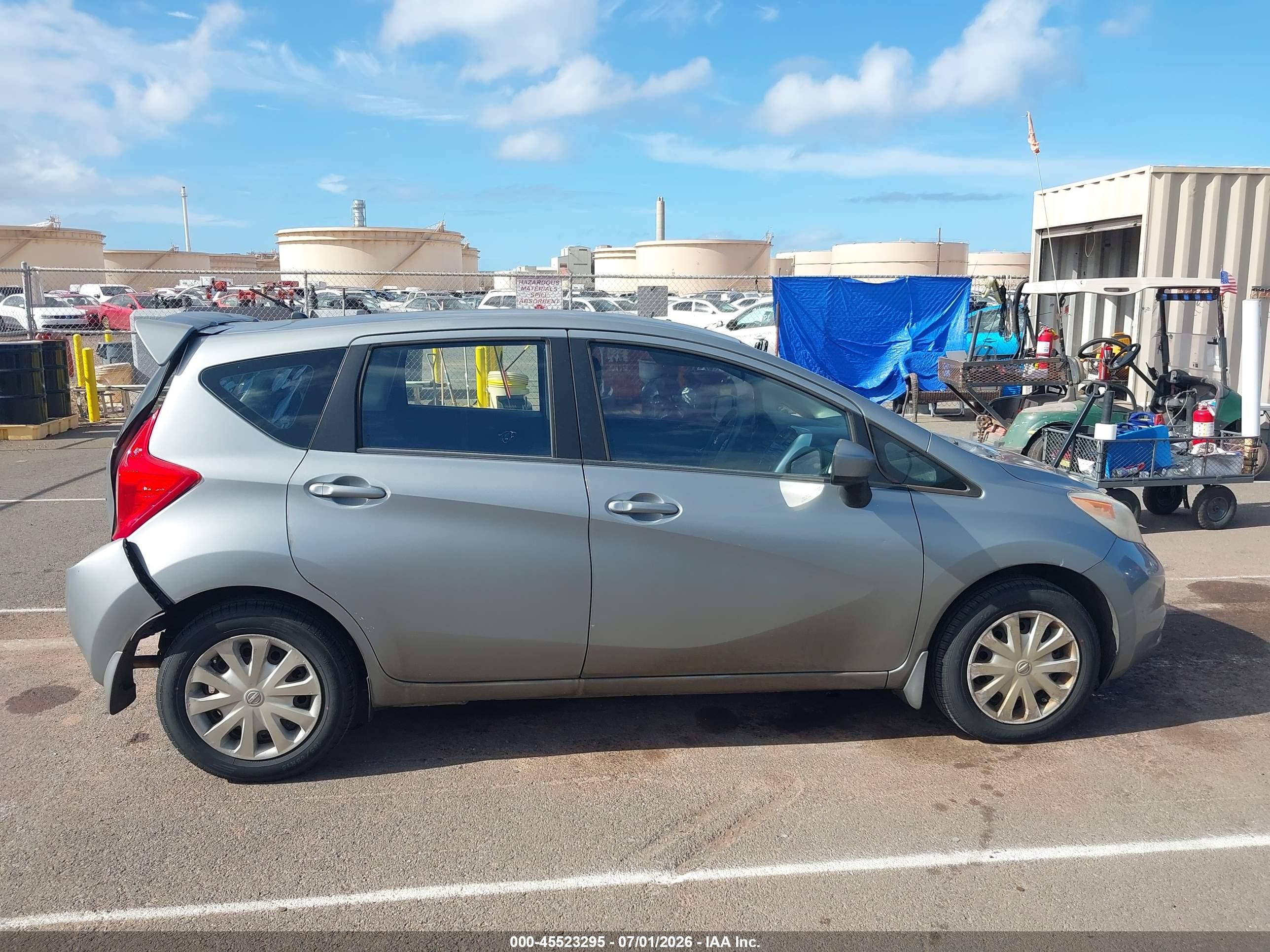 2015 Nissan Versa Note Sv Gray vin: 3N1CE2CP1FL350836