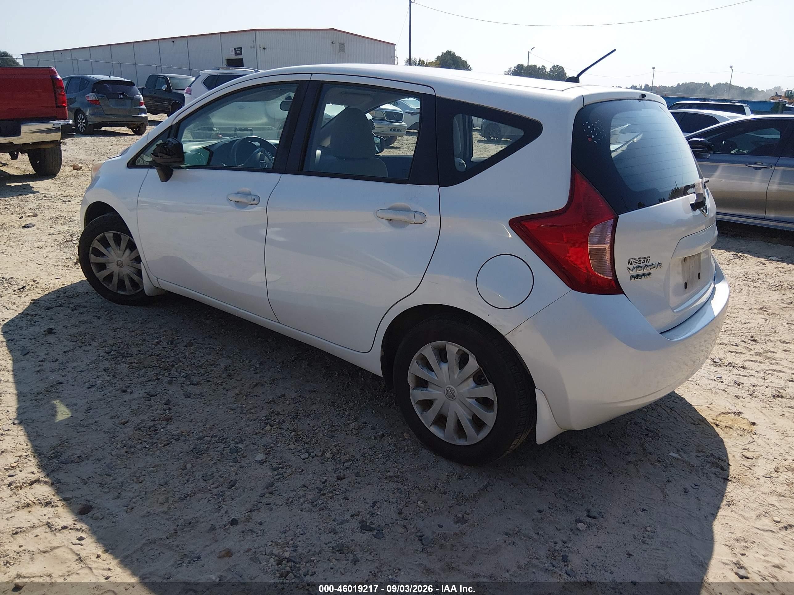 2015 Nissan Versa Note S (sr)/s Plus/sl/sr/sv White vin: 3N1CE2CP1FL355423