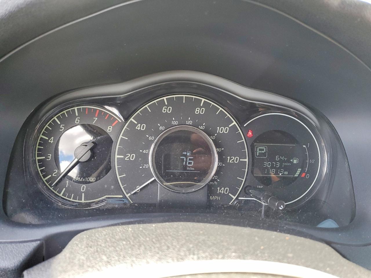 2015 Nissan Versa Note Sv Silver vin: 3N1CE2CP1FL381827