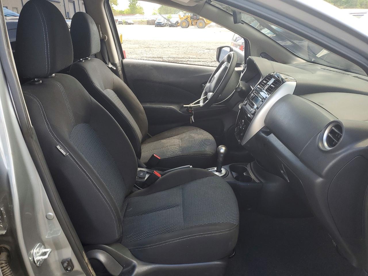 2015 Nissan Versa Note Sv Silver vin: 3N1CE2CP1FL381827