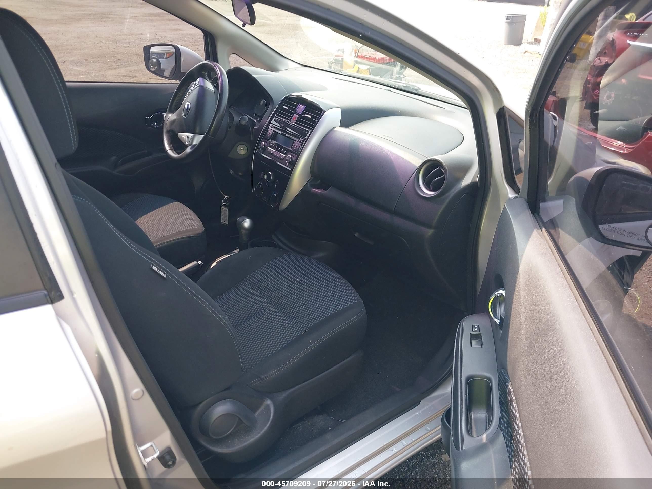 2015 Nissan Versa Note S (sr)/s Plus/sl/sr/sv Silver vin: 3N1CE2CP1FL394559