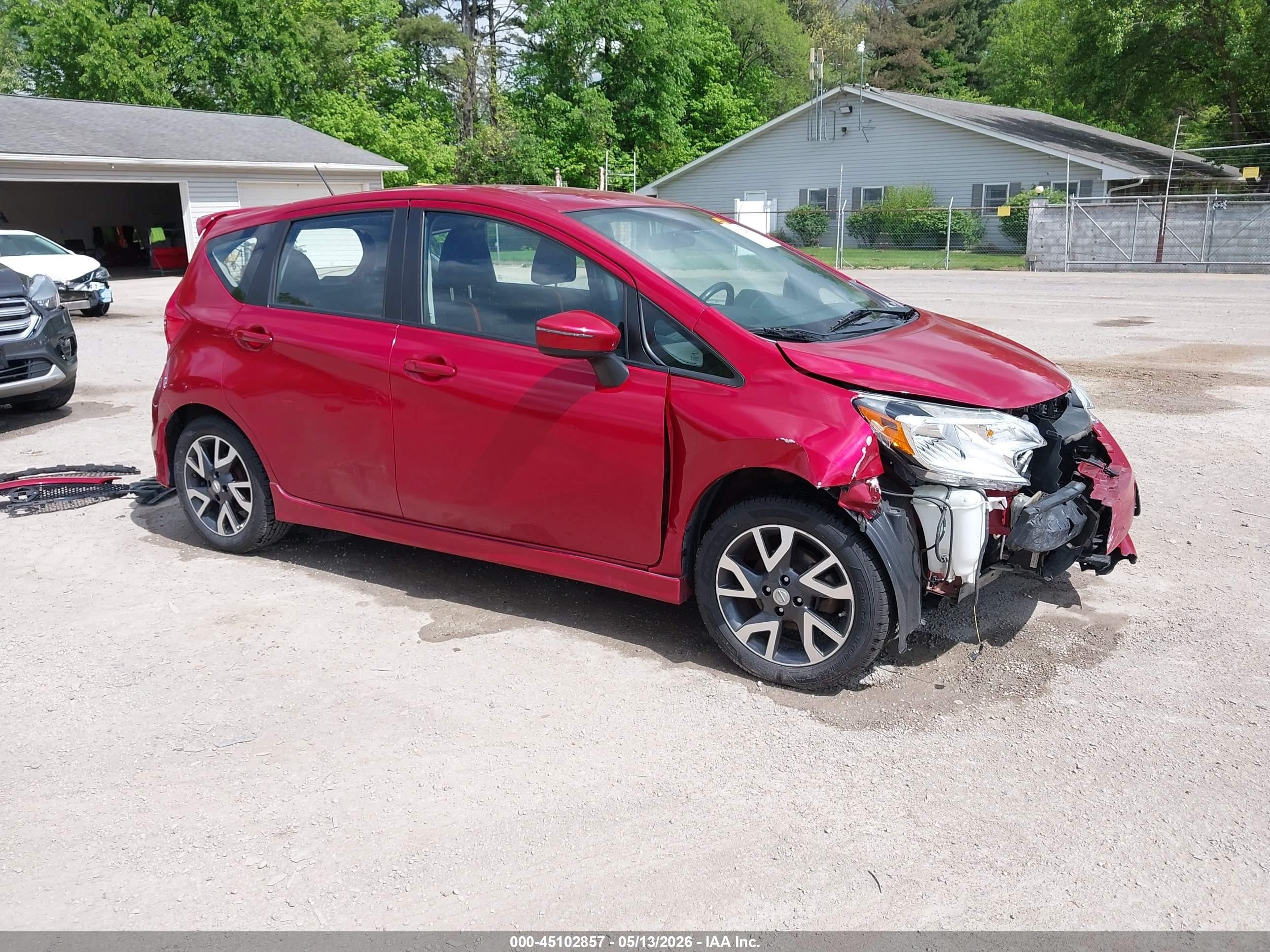 2015 Nissan Versa Note Sr Red vin: 3N1CE2CP1FL395839