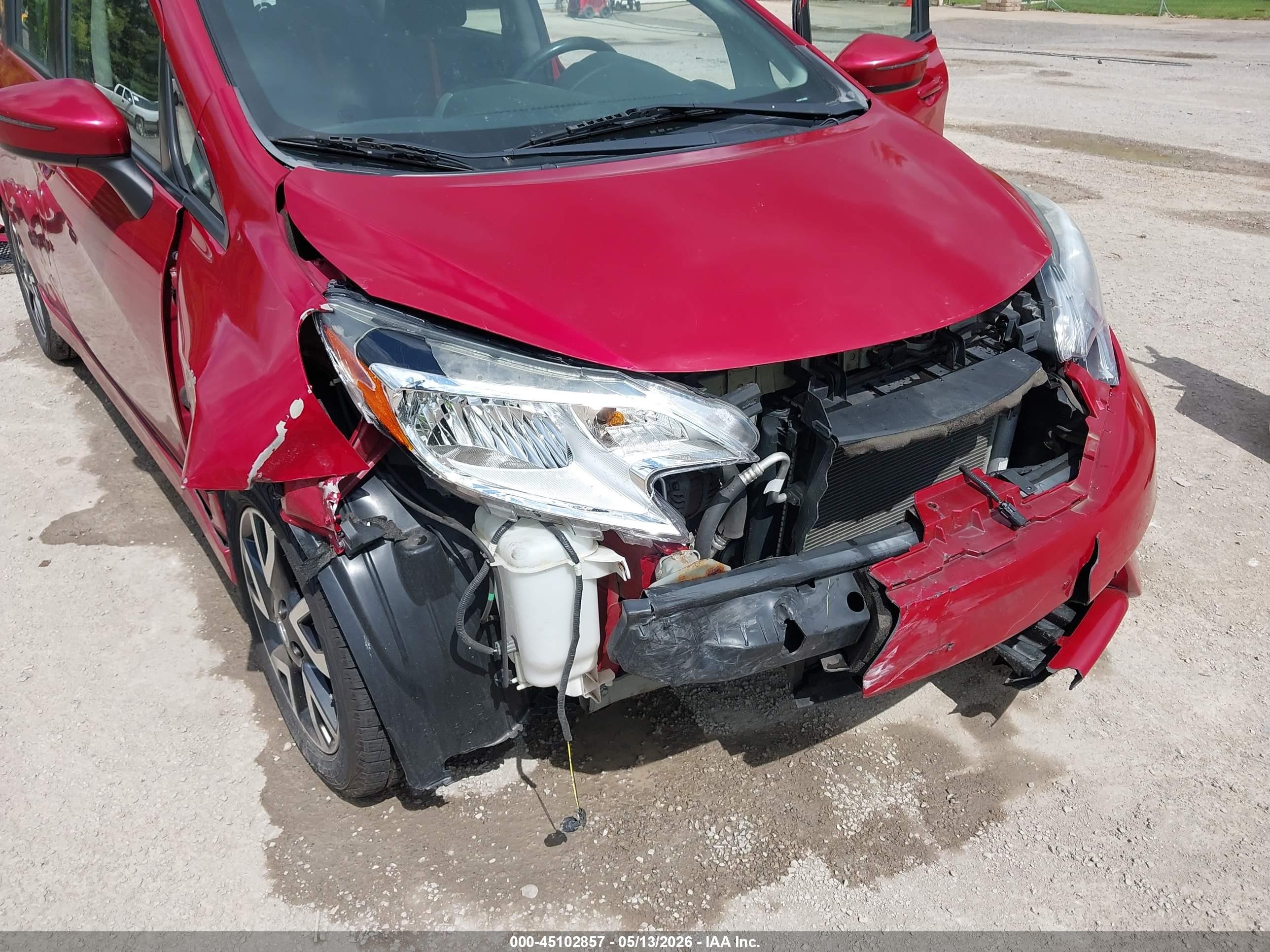 2015 Nissan Versa Note Sr Red vin: 3N1CE2CP1FL395839