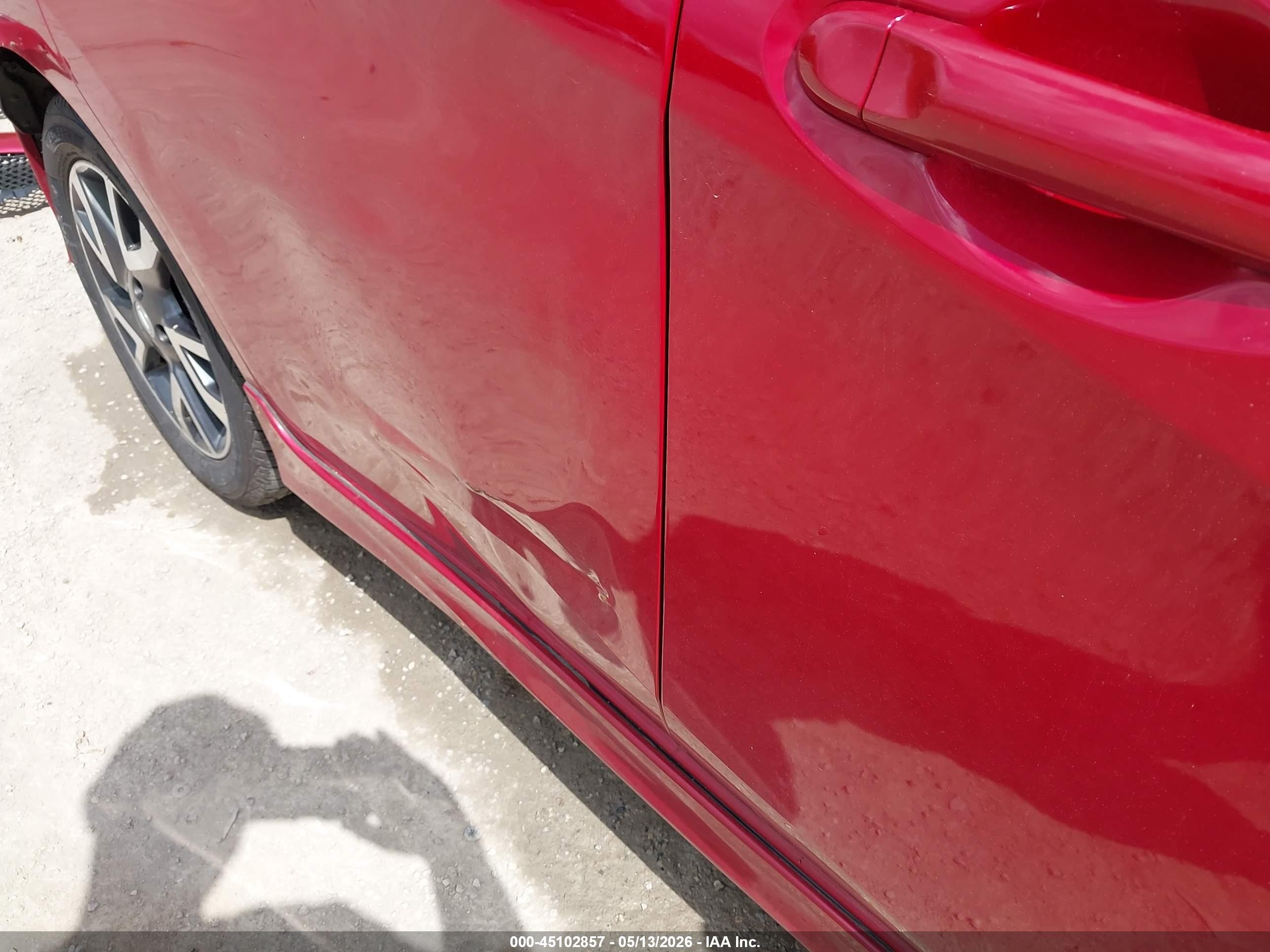 2015 Nissan Versa Note Sr Red vin: 3N1CE2CP1FL395839