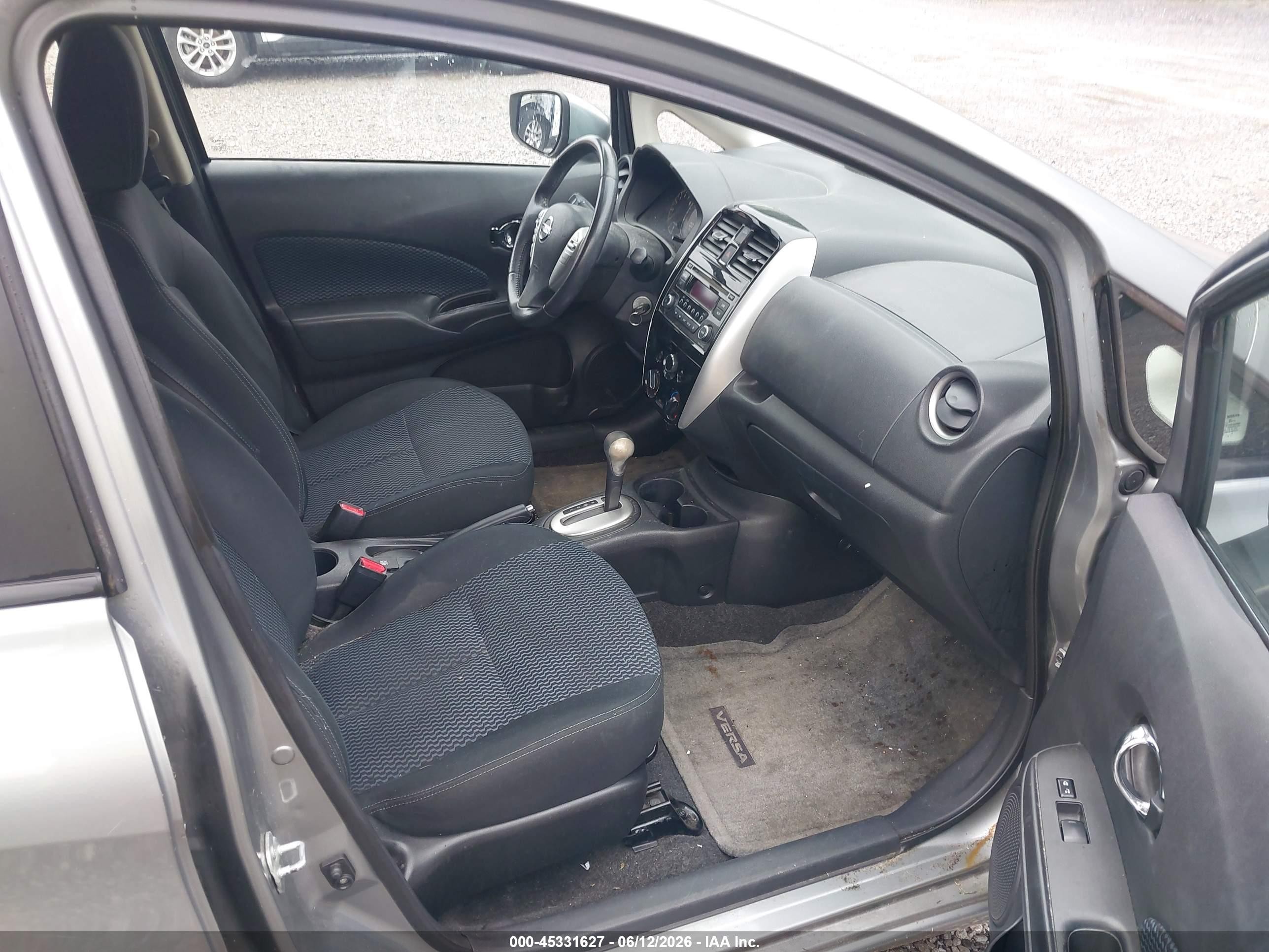 2015 Nissan Versa Note S (sr)/s Plus/sl/sr/sv Silver vin: 3N1CE2CP1FL404250