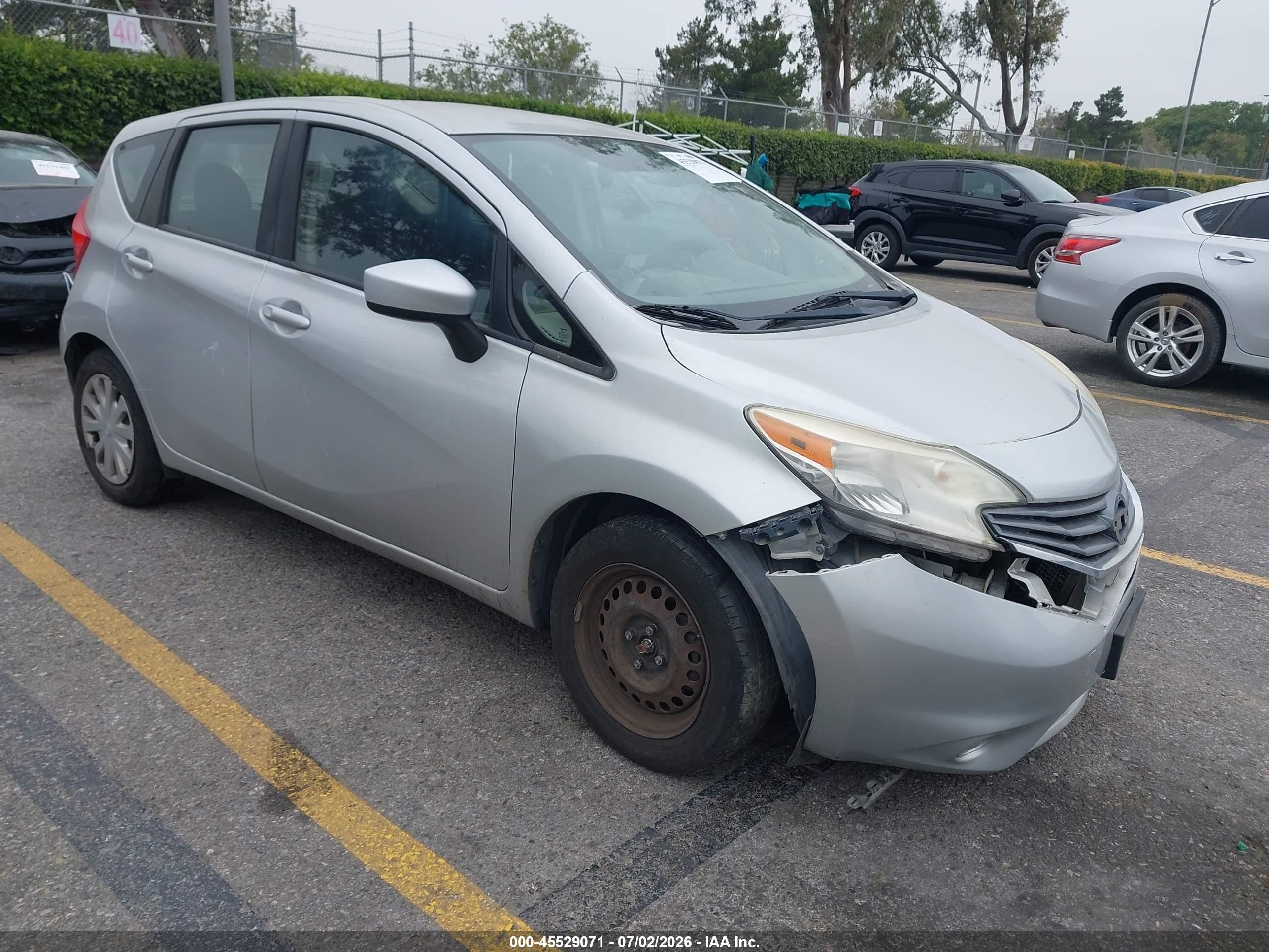 2015 Nissan Versa Note S (sr)/s Plus/sl/sr/sv Silver vin: 3N1CE2CP1FL404975
