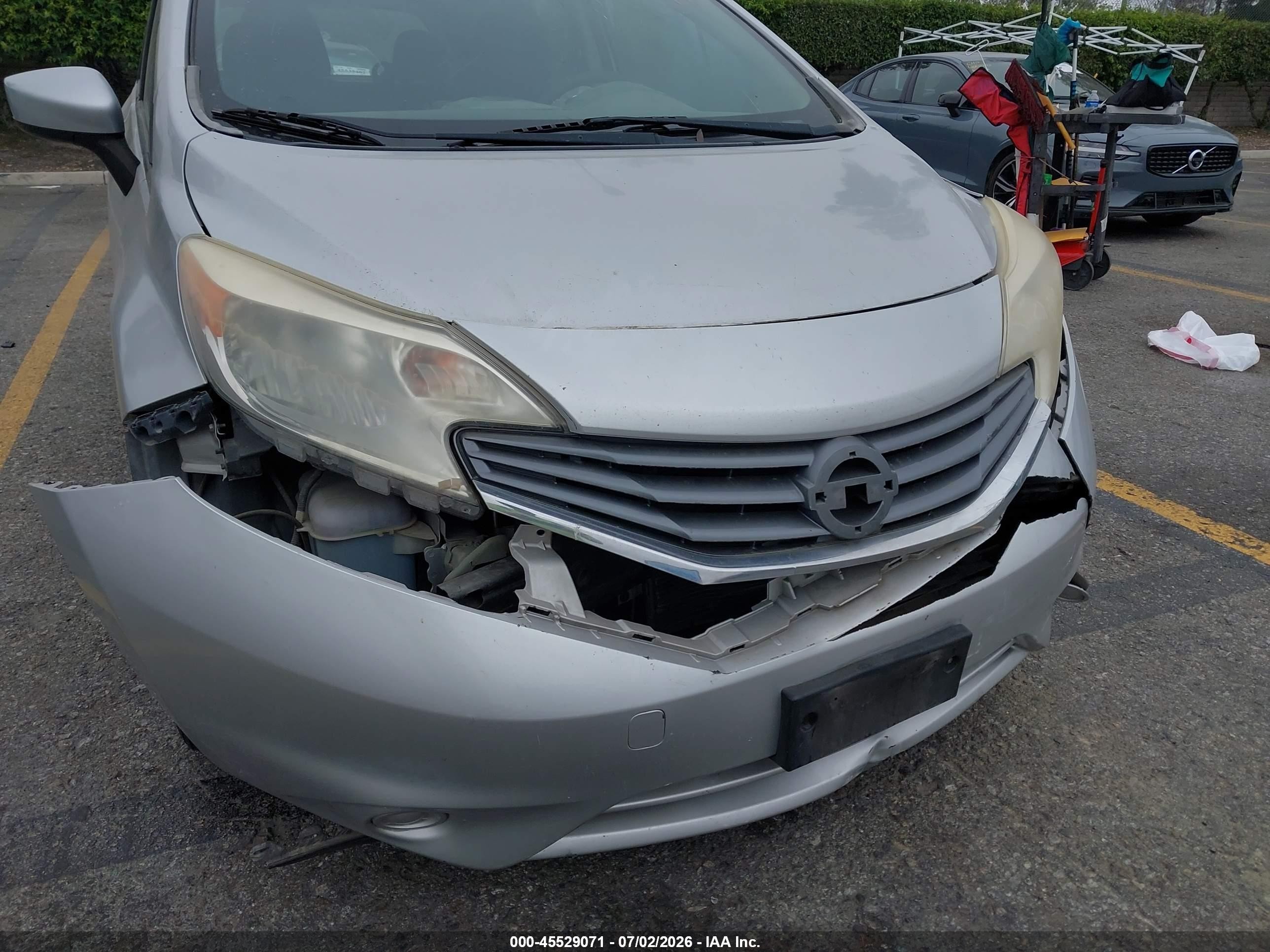 2015 Nissan Versa Note S (sr)/s Plus/sl/sr/sv Silver vin: 3N1CE2CP1FL404975