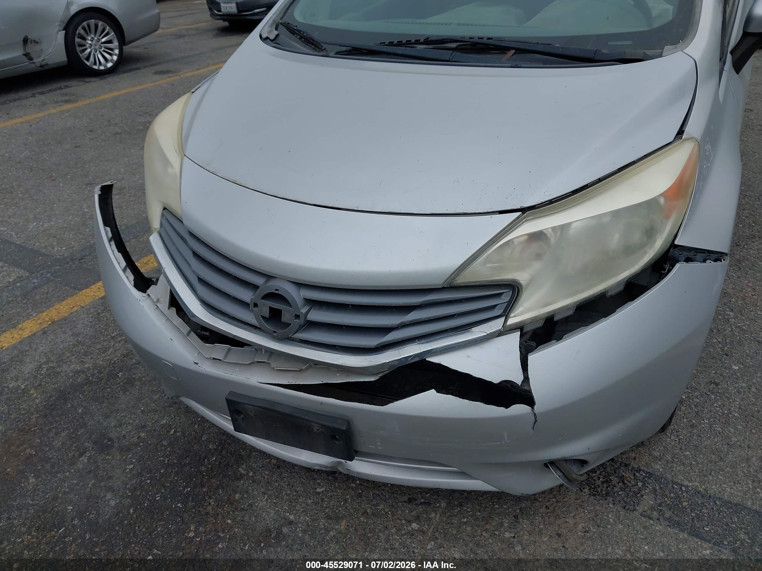 2015 Nissan Versa Note S (sr)/s Plus/sl/sr/sv Silver vin: 3N1CE2CP1FL404975