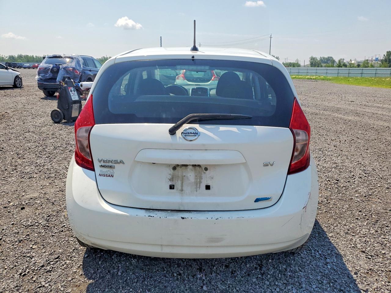 2015 Nissan Versa Note S White vin: 3N1CE2CP1FL427611