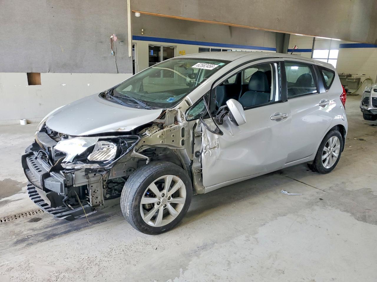 2015 Nissan Versa Note Sl Silver vin: 3N1CE2CP1FL443856