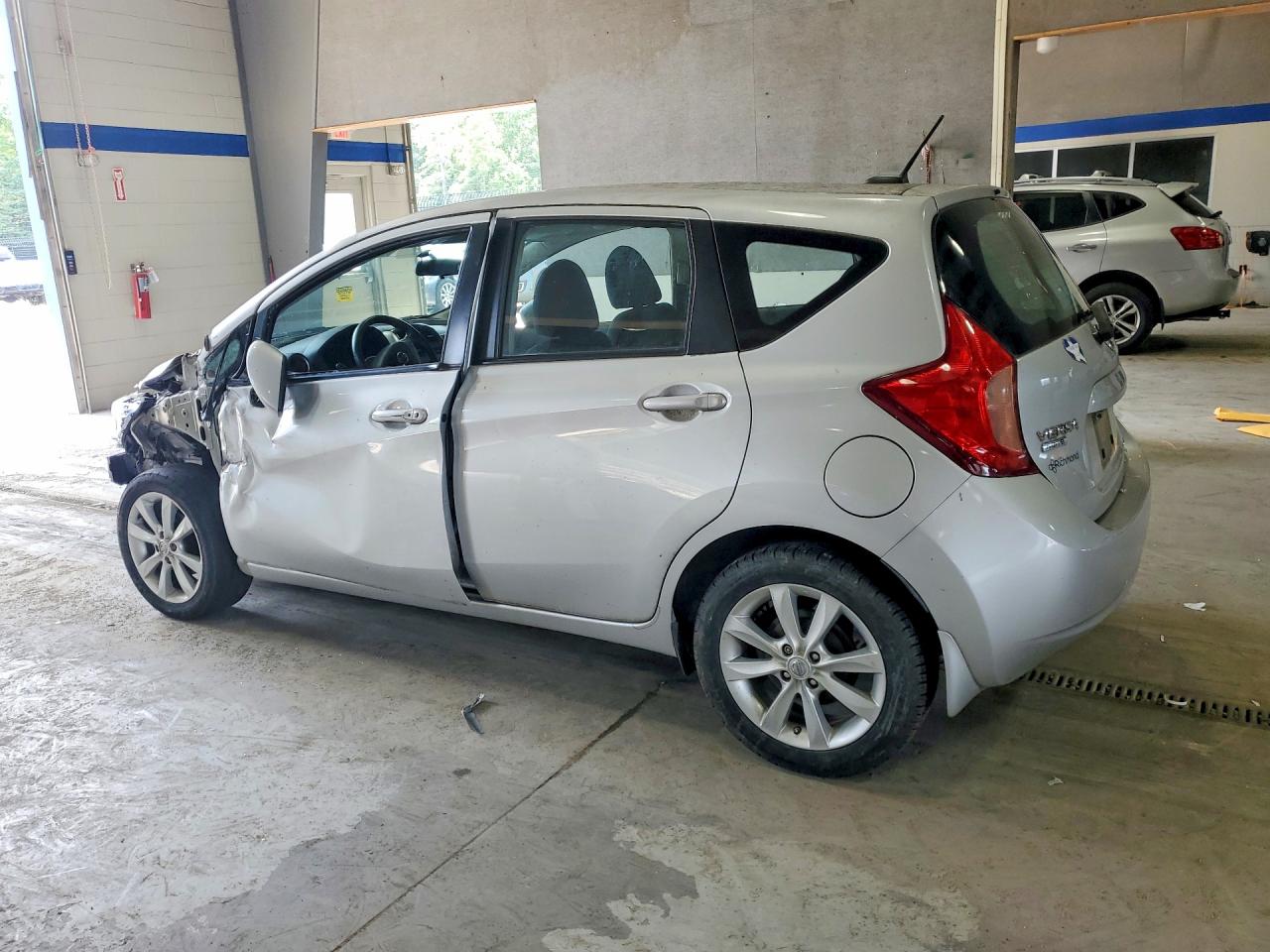 2015 Nissan Versa Note Sl Silver vin: 3N1CE2CP1FL443856