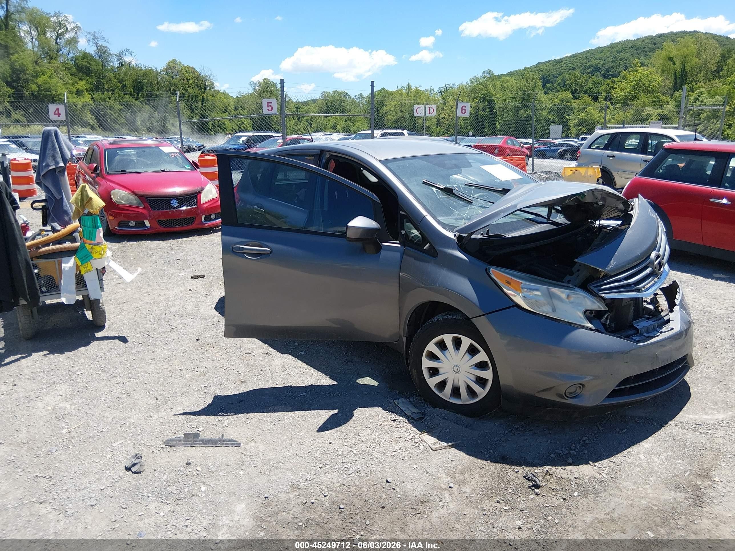 2016 Nissan Versa Note Sv Gray vin: 3N1CE2CP1GL392960