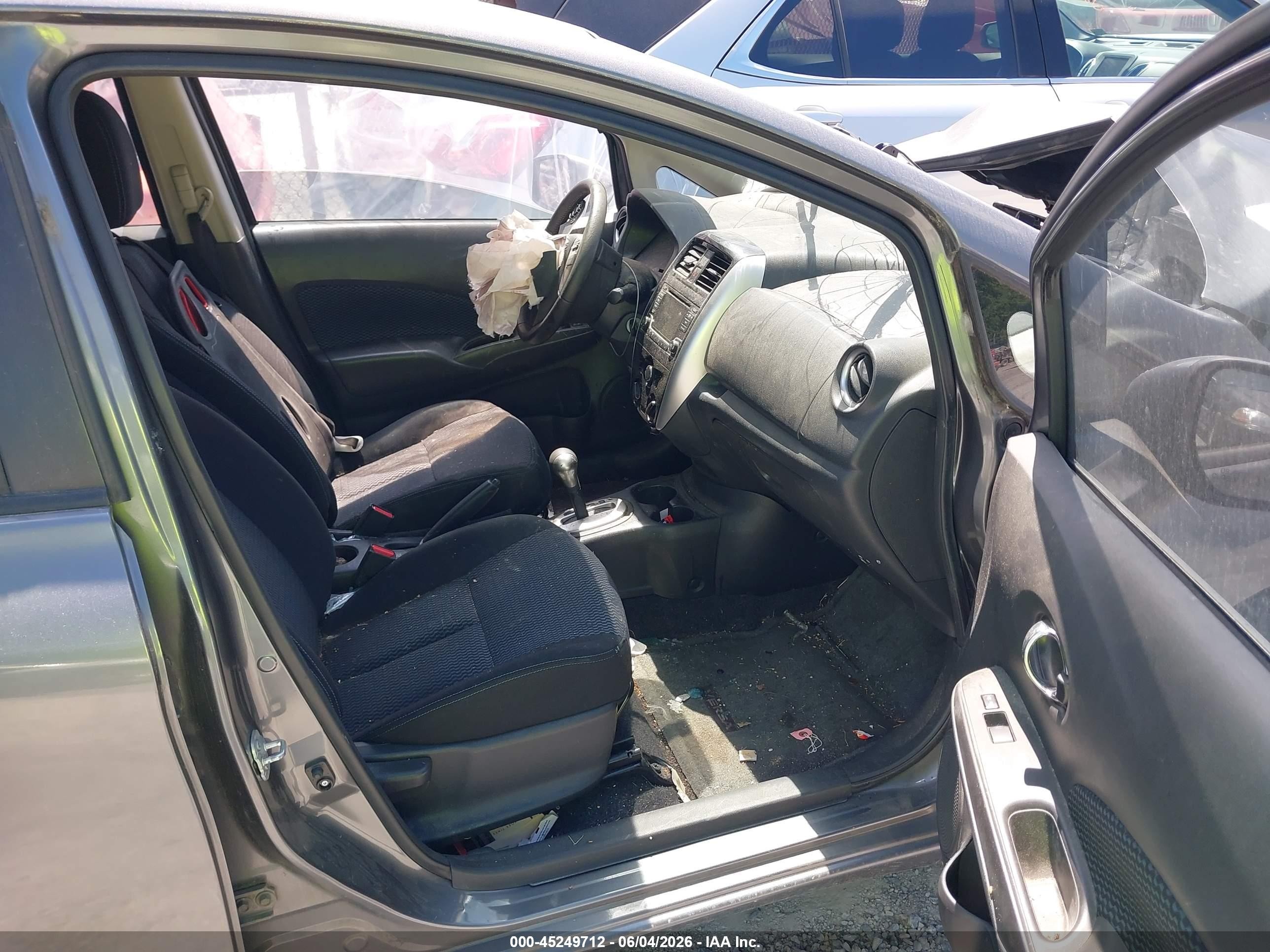 2016 Nissan Versa Note Sv Gray vin: 3N1CE2CP1GL392960