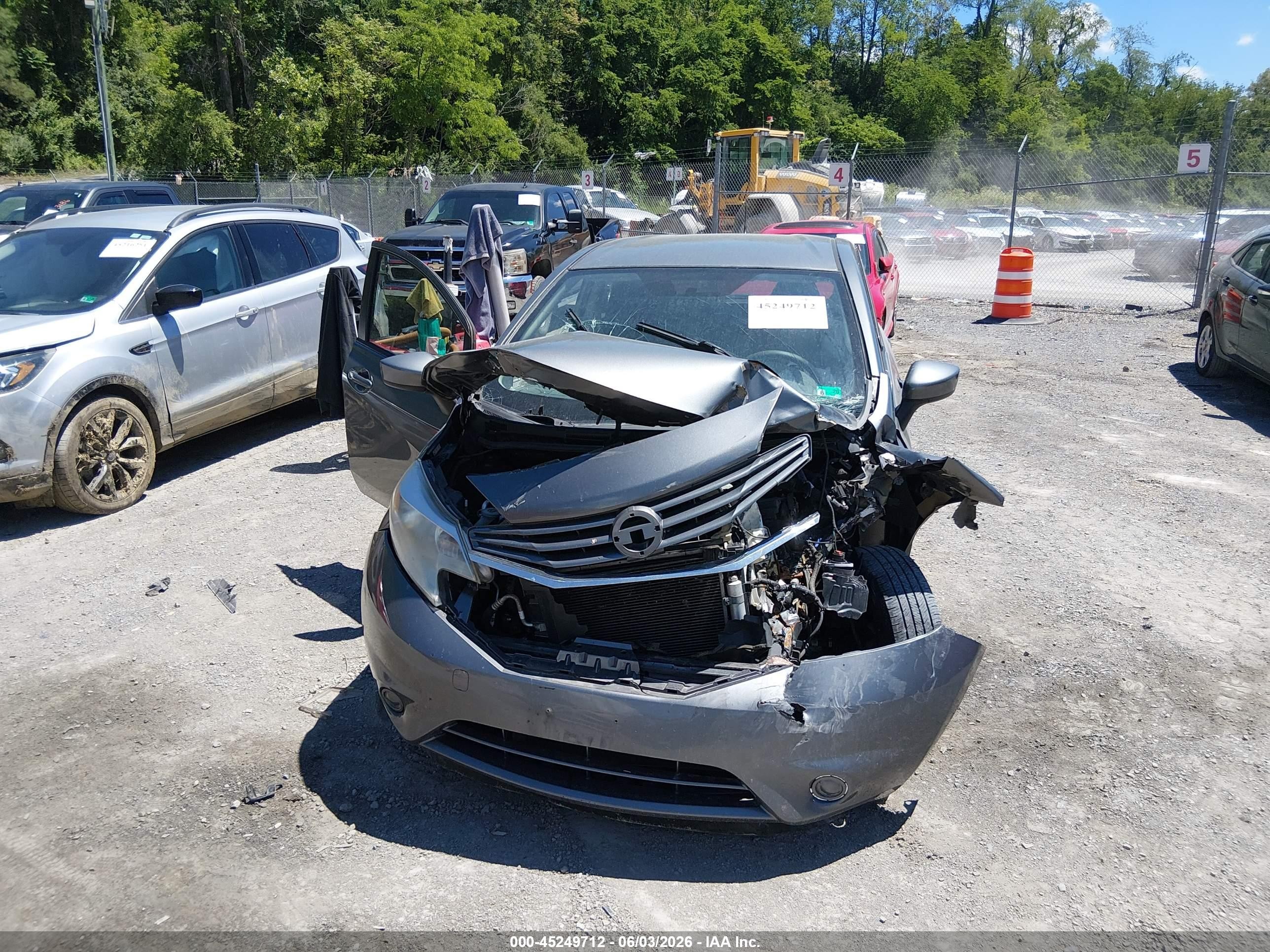 2016 Nissan Versa Note Sv Gray vin: 3N1CE2CP1GL392960