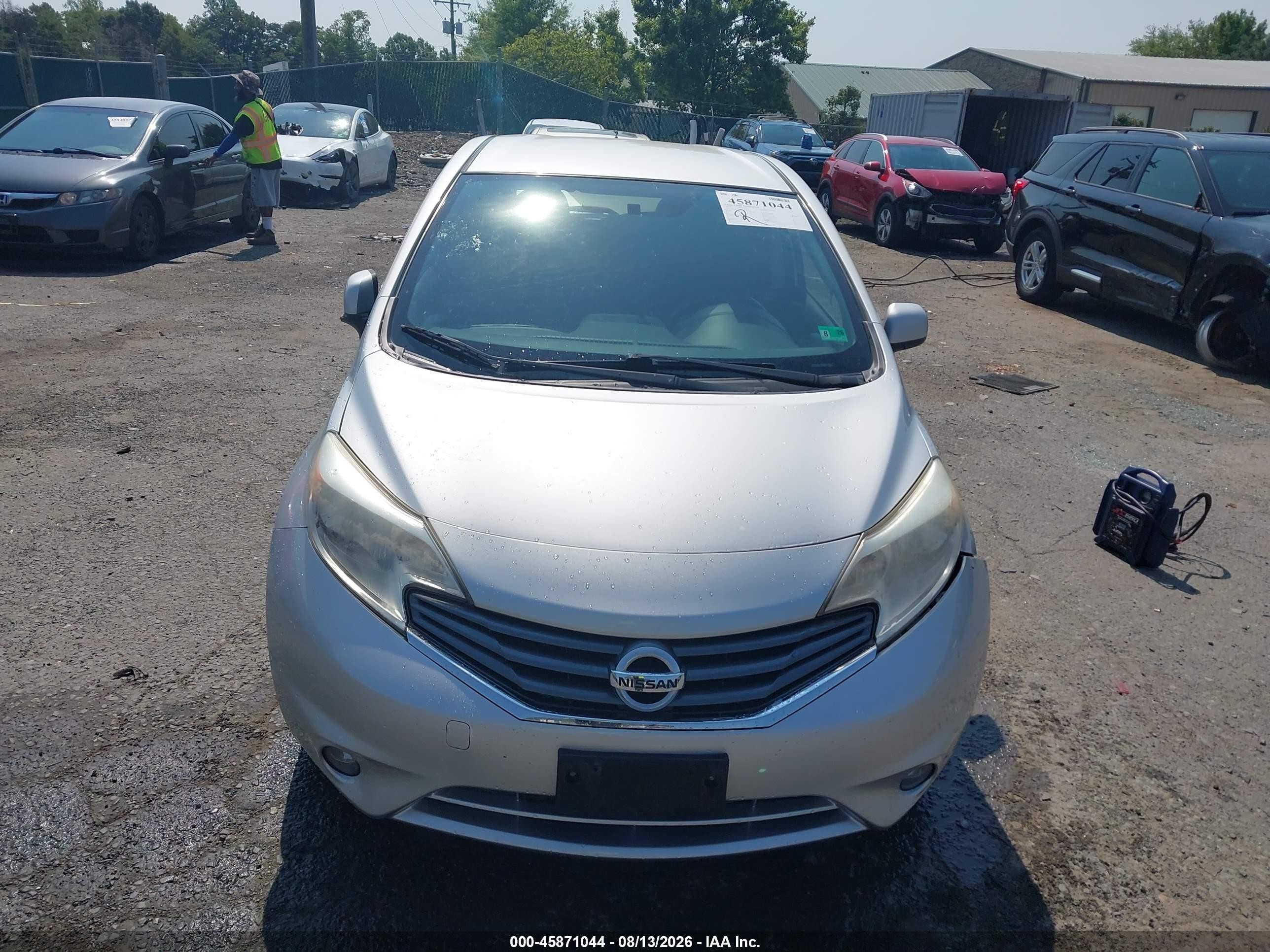 2014 Nissan Versa Note Sv Silver vin: 3N1CE2CP2EL366039