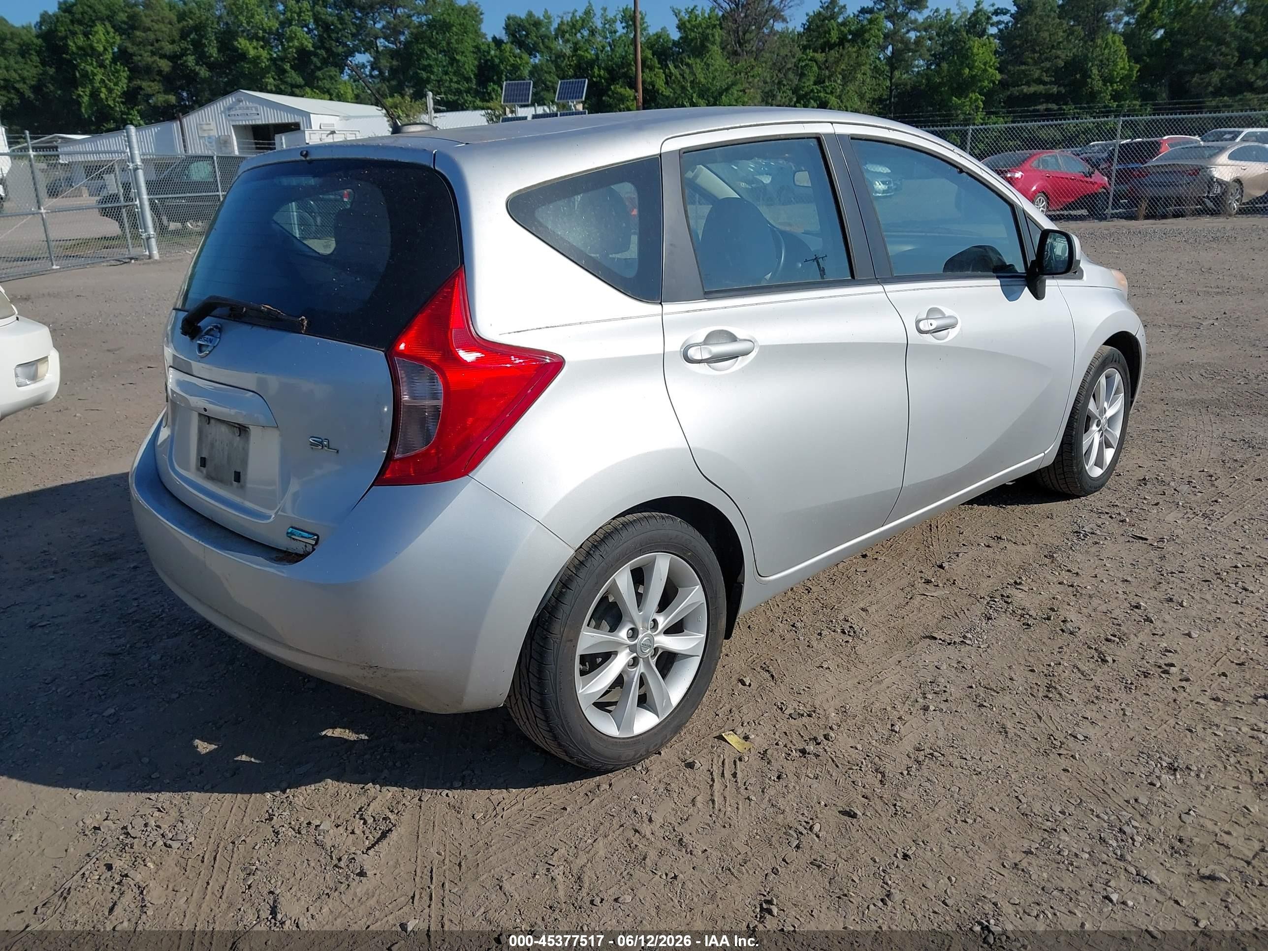 2014 Nissan Versa Note Sv Silver vin: 3N1CE2CP2EL374898