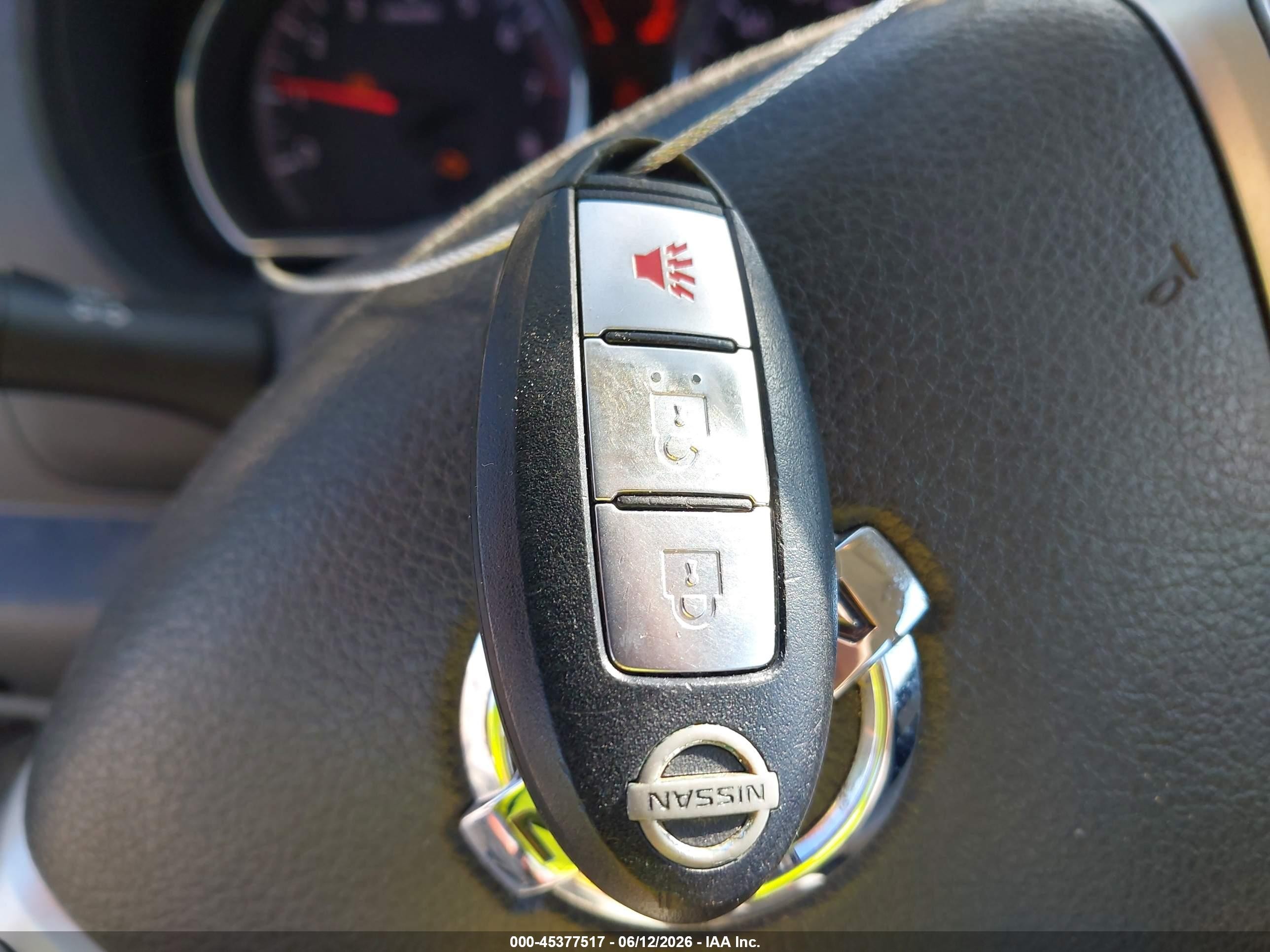 2014 Nissan Versa Note Sv Silver vin: 3N1CE2CP2EL374898