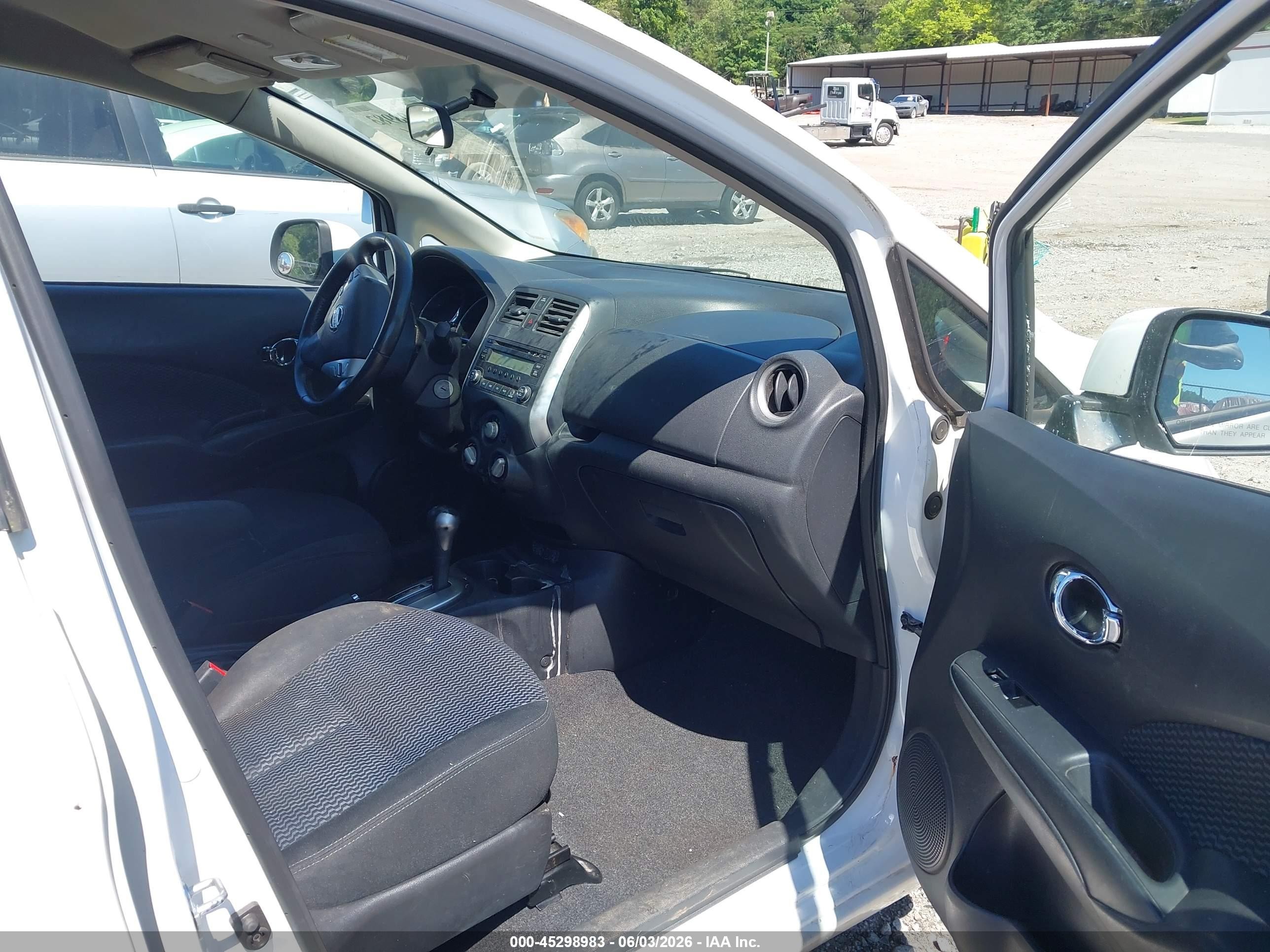 2014 Nissan Versa Note Sv White vin: 3N1CE2CP2EL390745