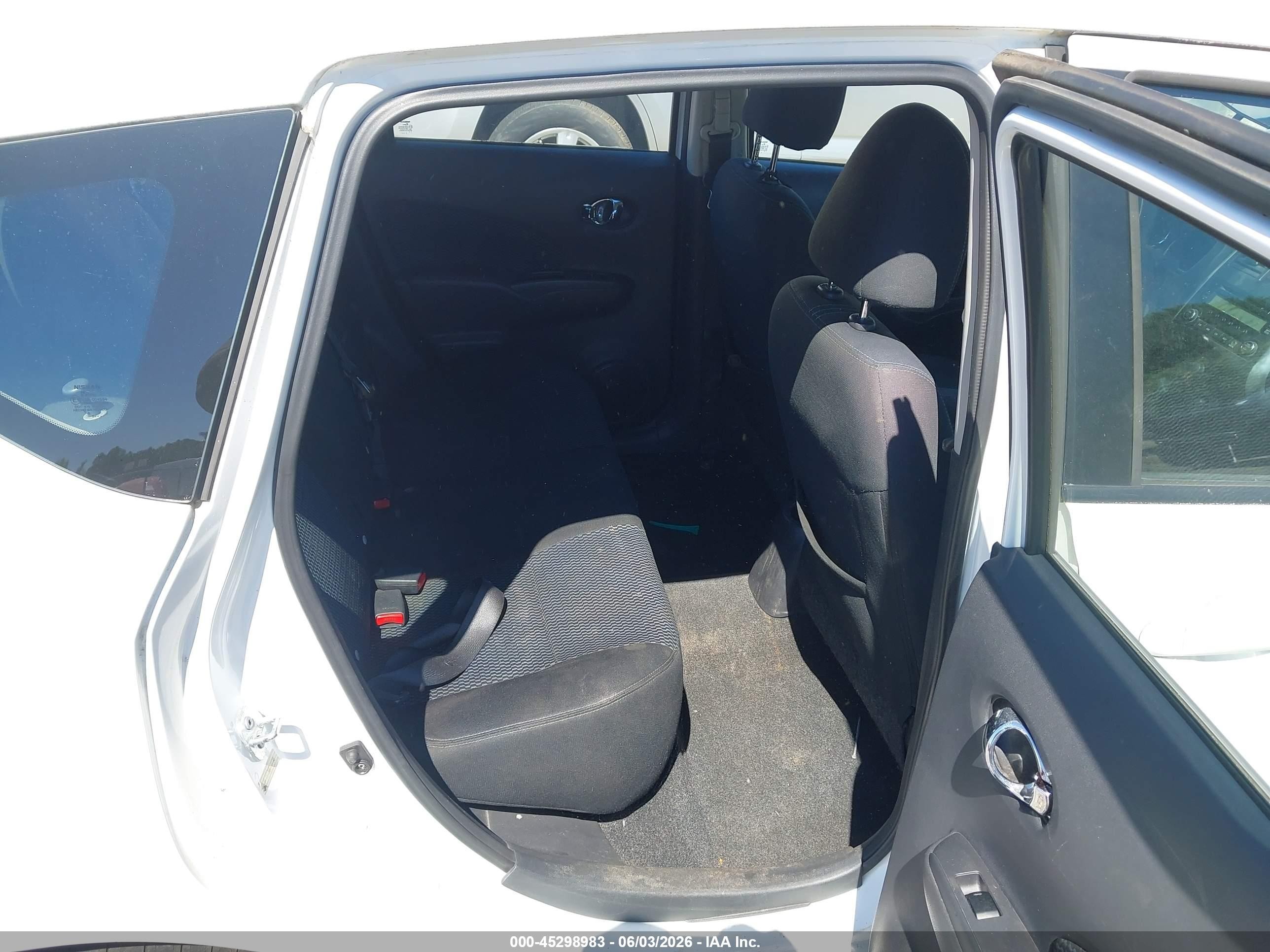 2014 Nissan Versa Note Sv White vin: 3N1CE2CP2EL390745