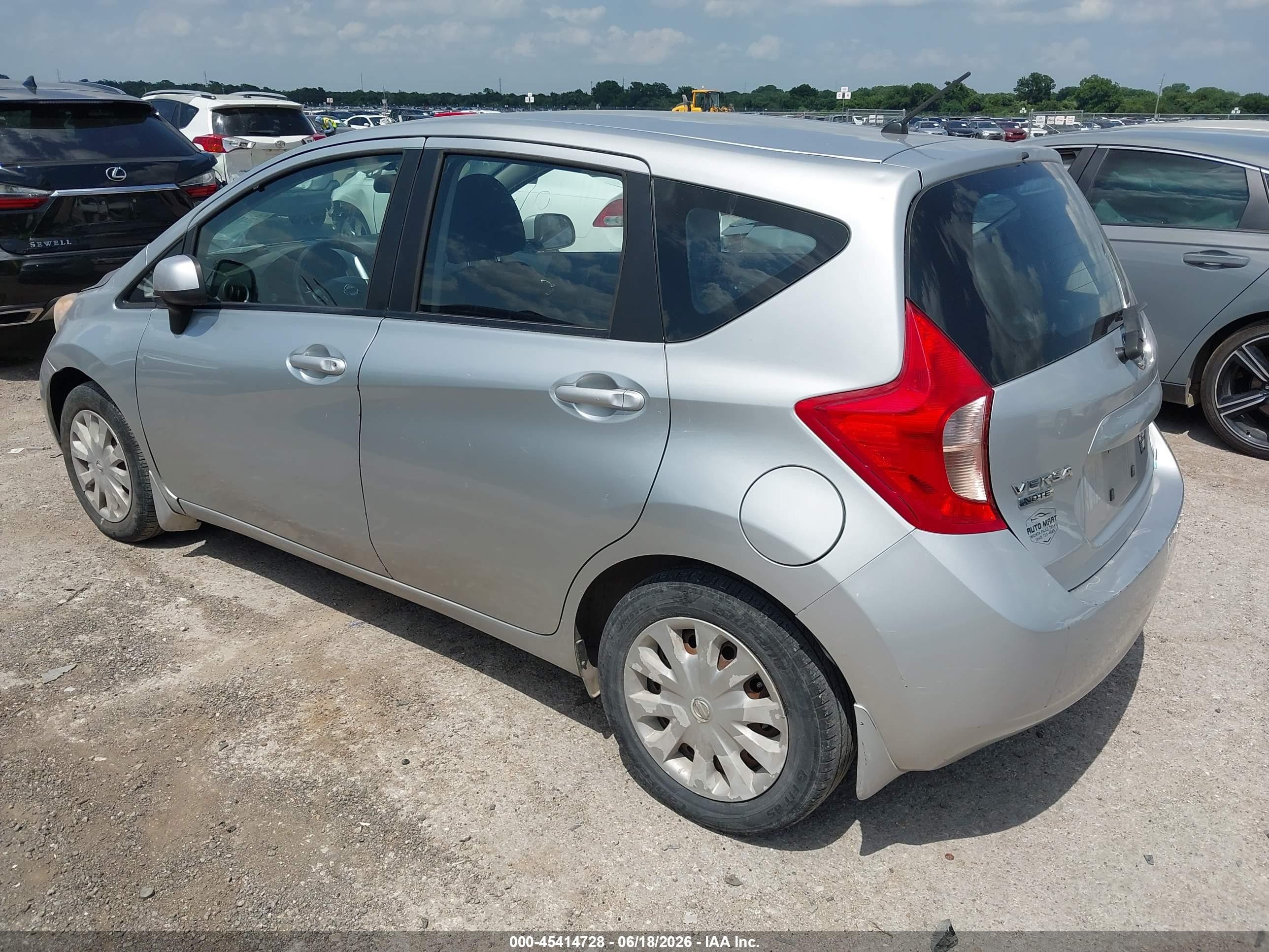 2014 Nissan Versa Note Sv Silver vin: 3N1CE2CP2EL398926