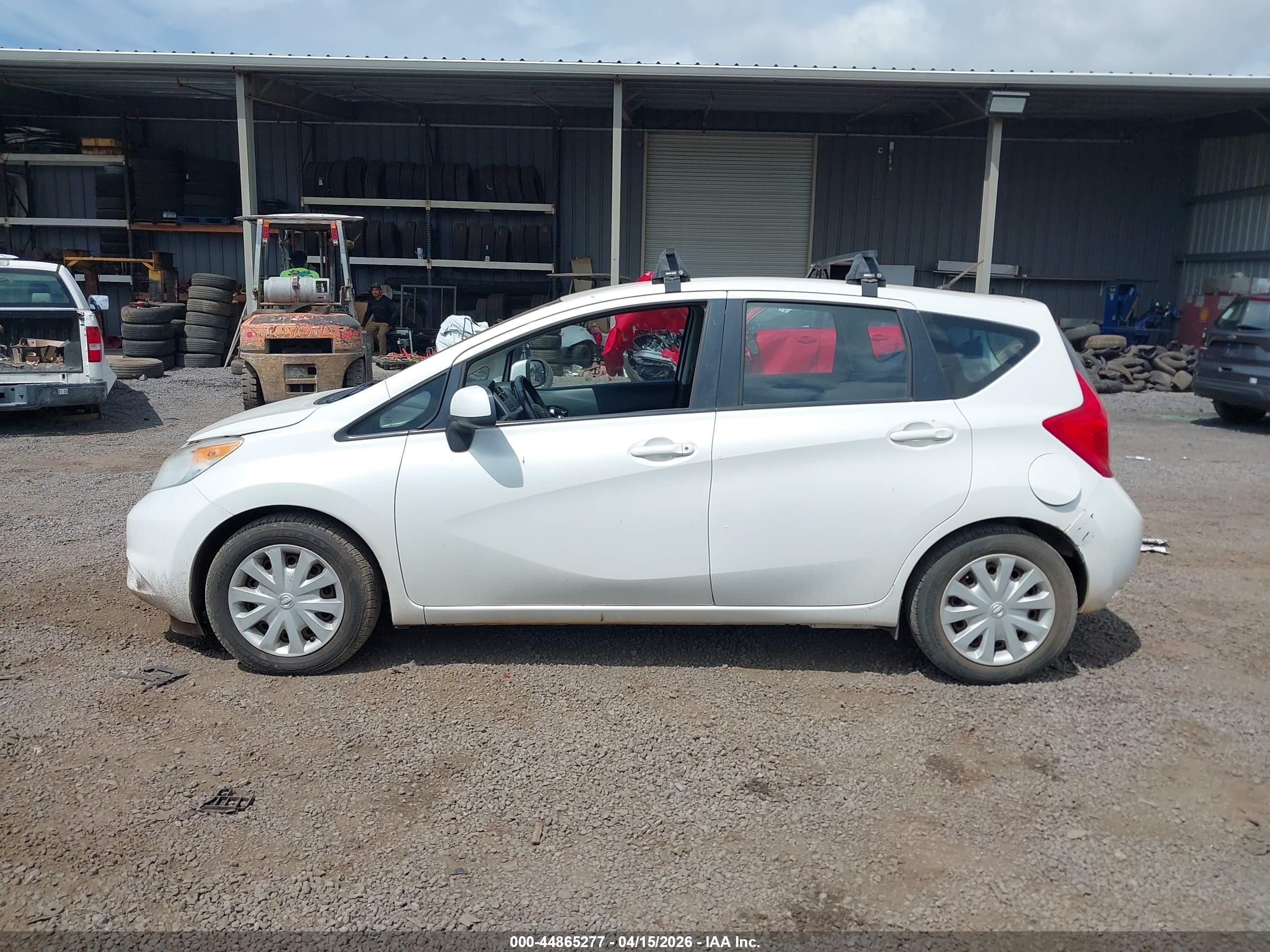 2014 Nissan Versa Note S (sr)/s Plus/sv White vin: 3N1CE2CP2EL422044
