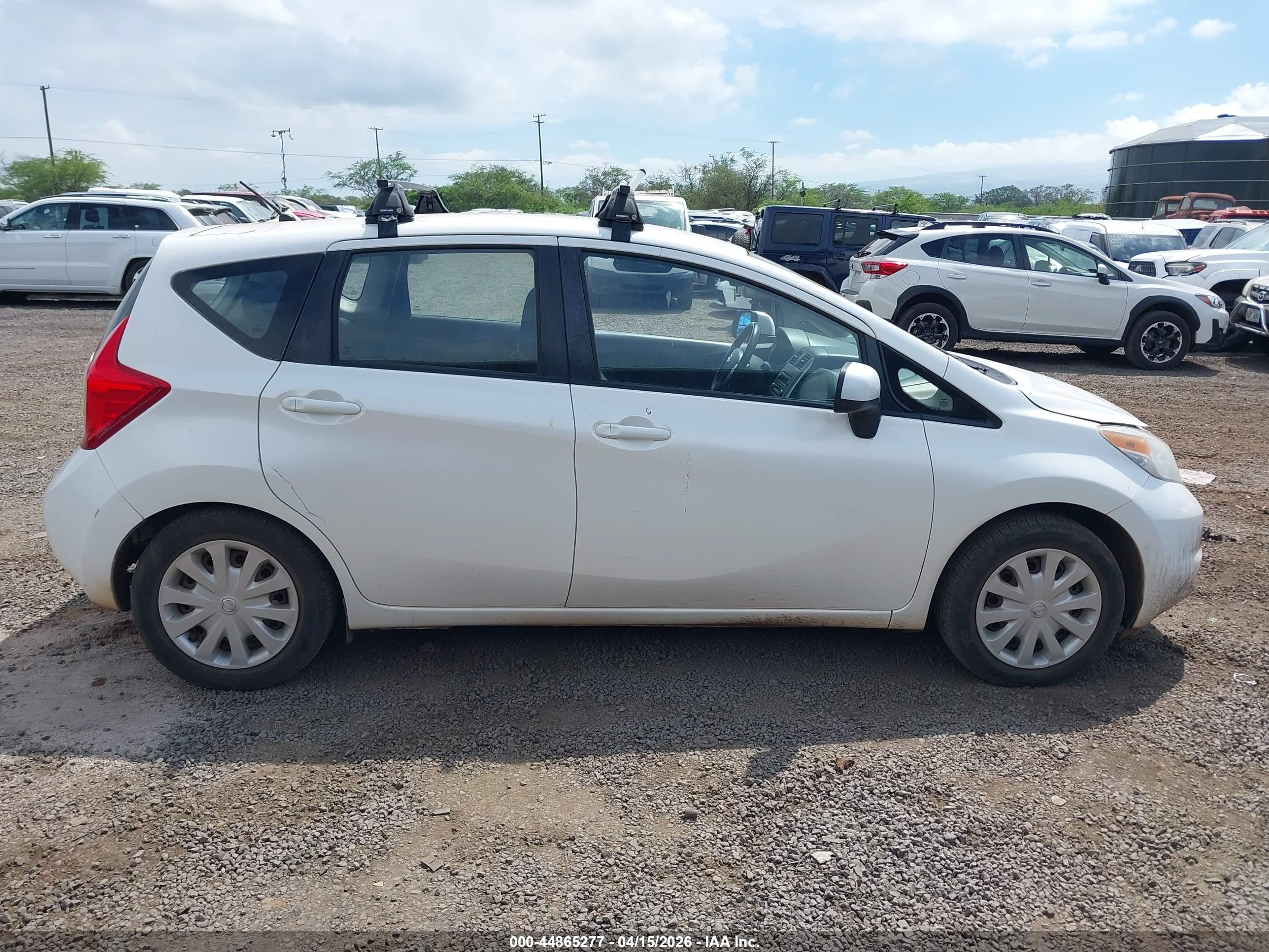 2014 Nissan Versa Note S (sr)/s Plus/sv White vin: 3N1CE2CP2EL422044