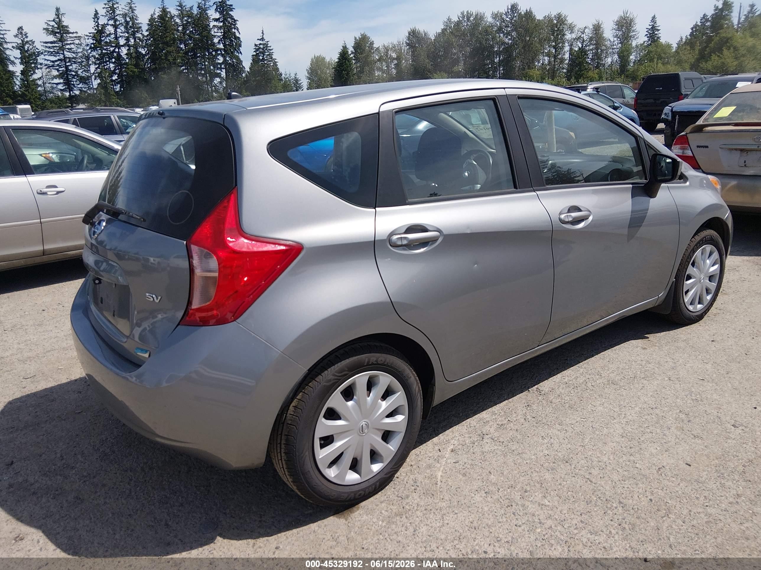 2015 Nissan Versa Note S (sr)/s Plus/sl/sr/sv Silver vin: 3N1CE2CP2FL358296