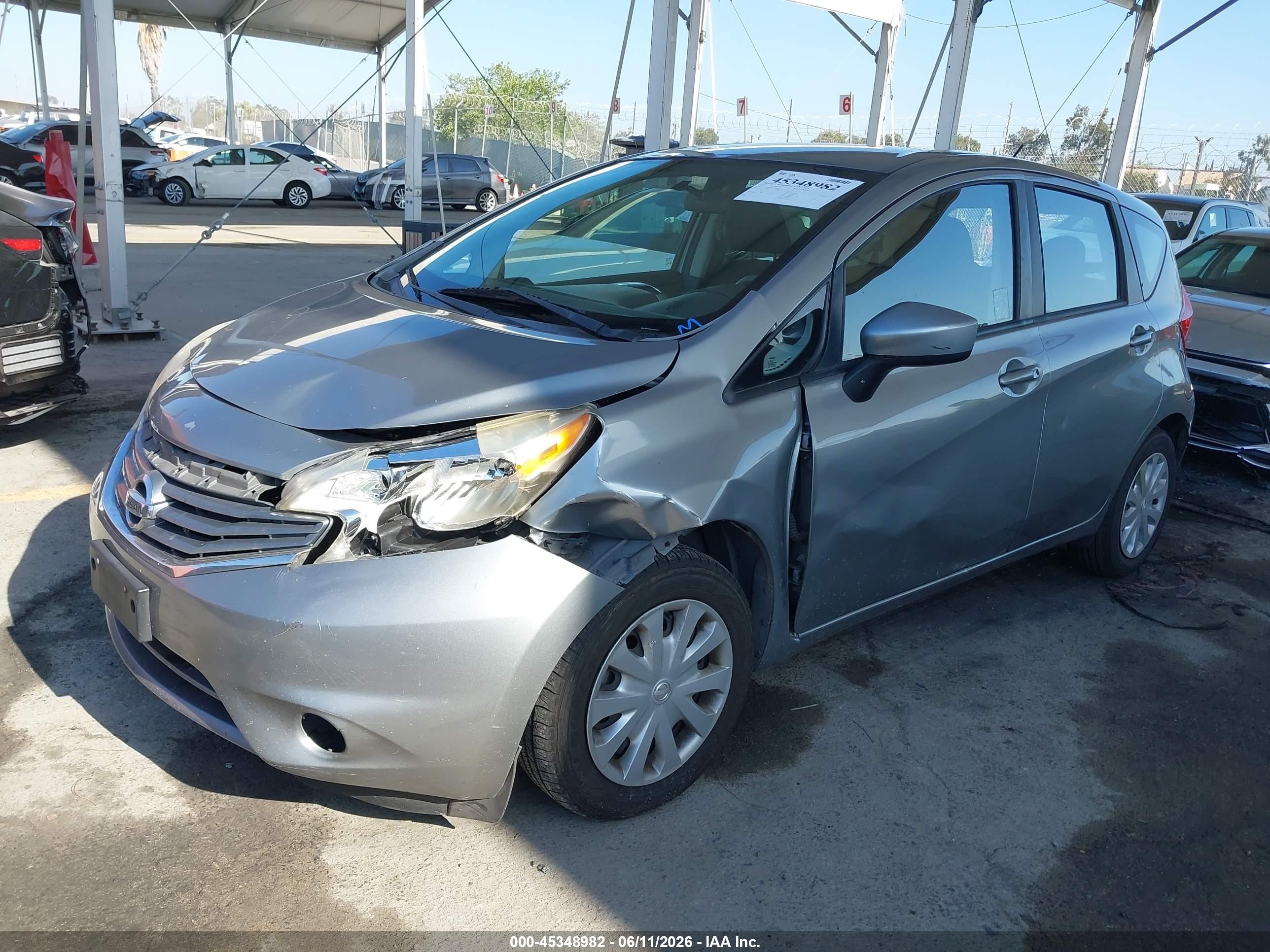 2015 Nissan Versa Note S (sr)/s Plus/sl/sr/sv Silver vin: 3N1CE2CP2FL375843