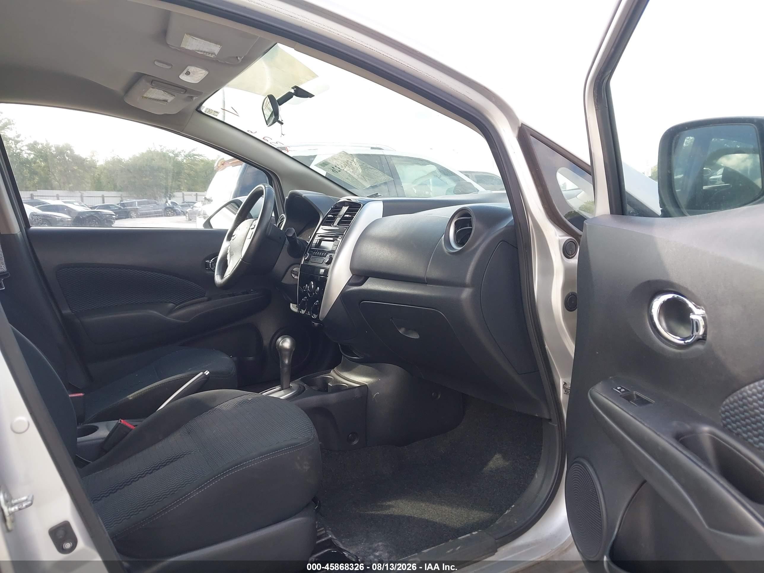 2015 Nissan Versa Note S (sr)/s Plus/sl/sr/sv Silver vin: 3N1CE2CP2FL379147