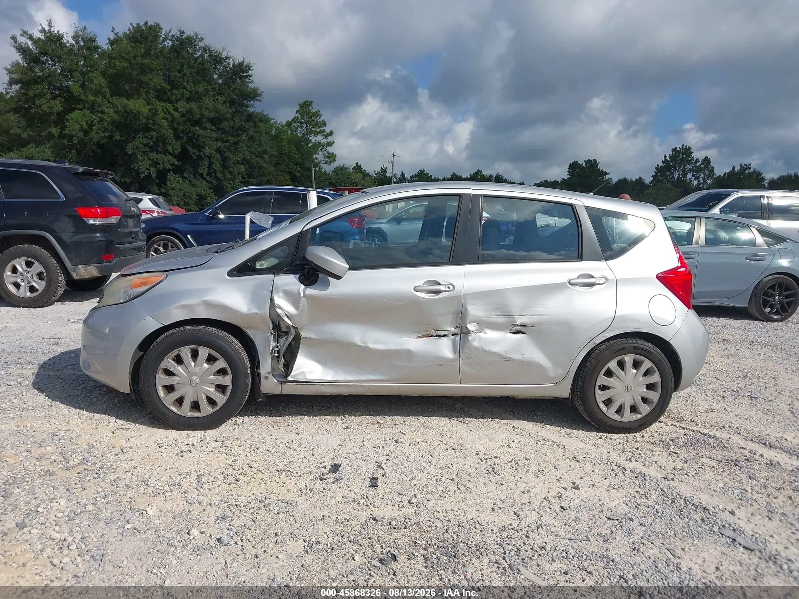 2015 Nissan Versa Note S (sr)/s Plus/sl/sr/sv Silver vin: 3N1CE2CP2FL379147