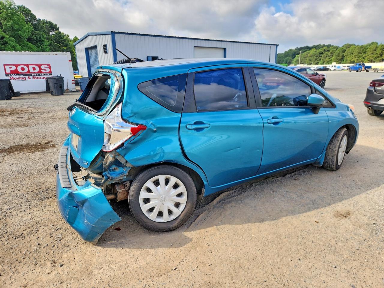 2015 Nissan Versa Note S Plus Blue vin: 3N1CE2CP2FL394814