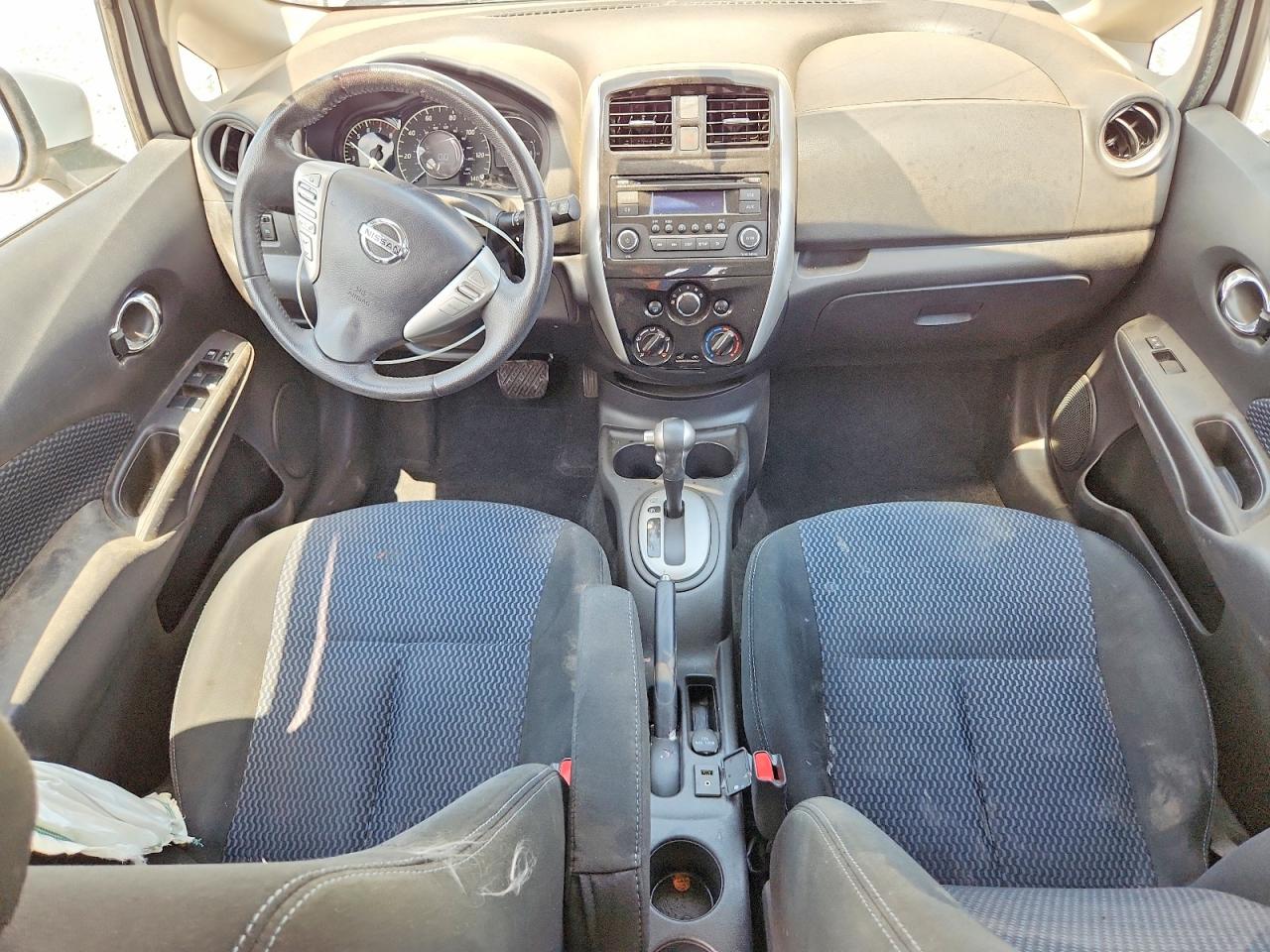2015 Nissan Versa Note S Silver vin: 3N1CE2CP2FL402152